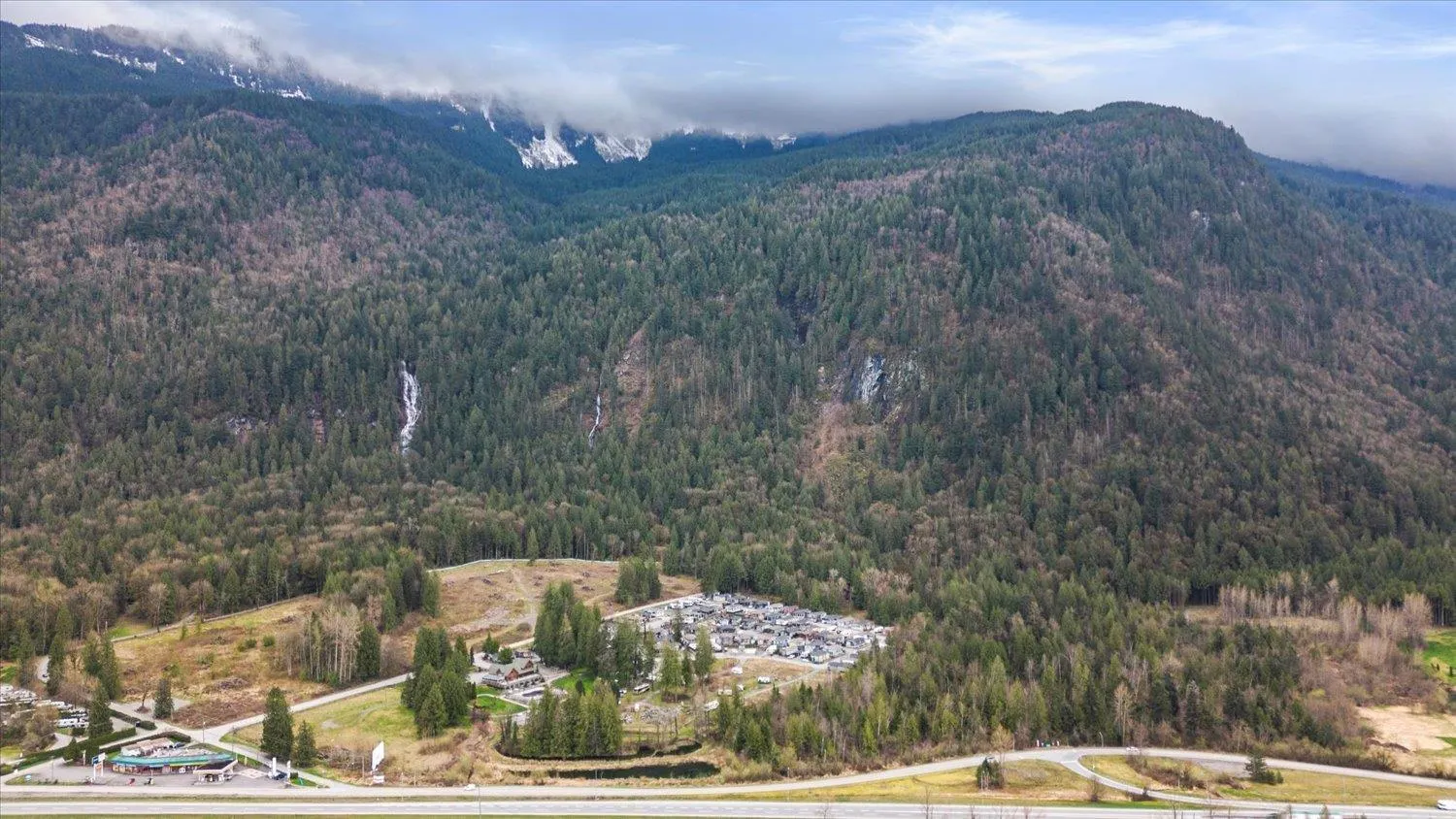 92 53480 BRIDAL FALLS ROAD|Bridal Falls