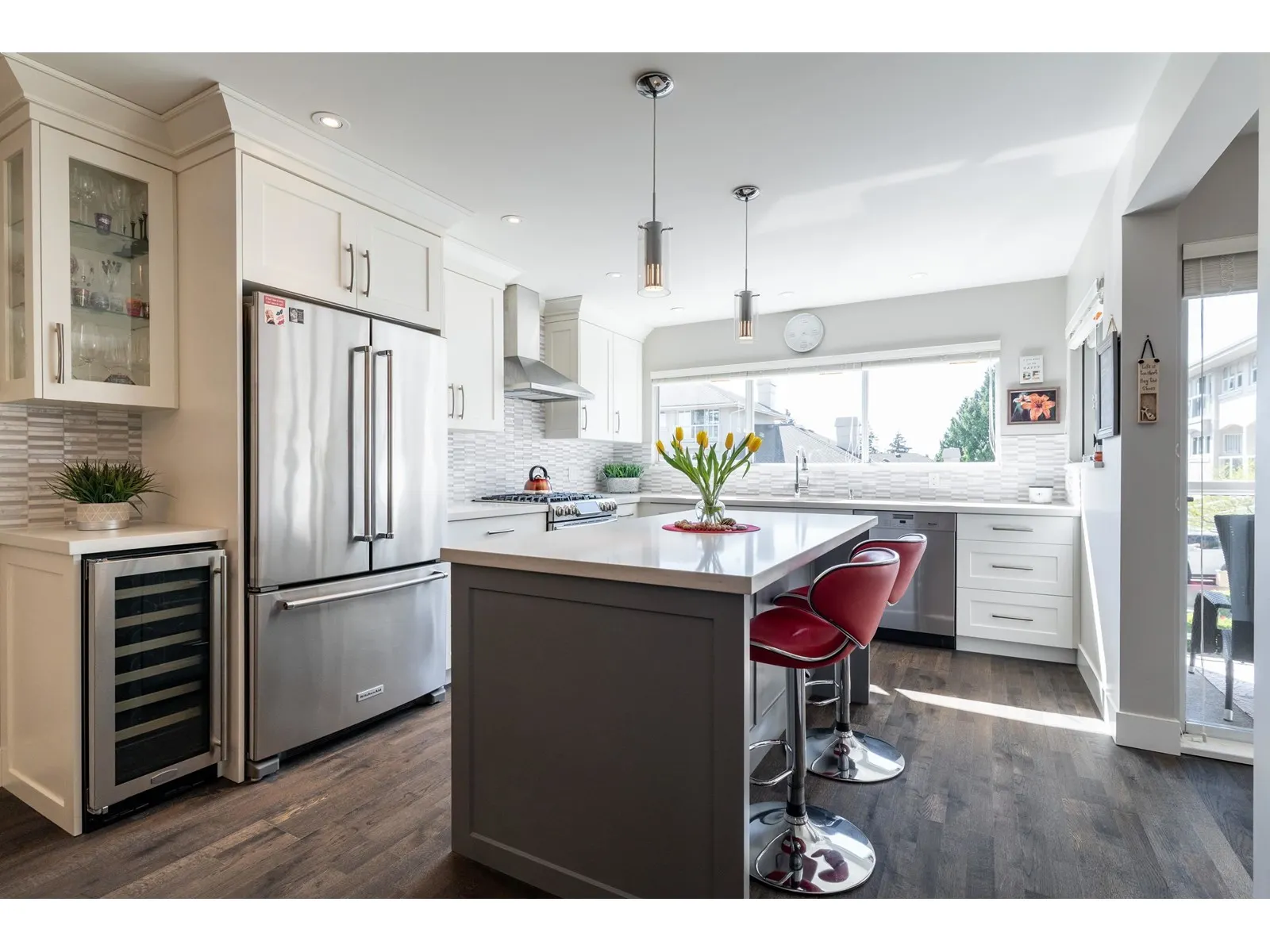 10 1781 130 STREET