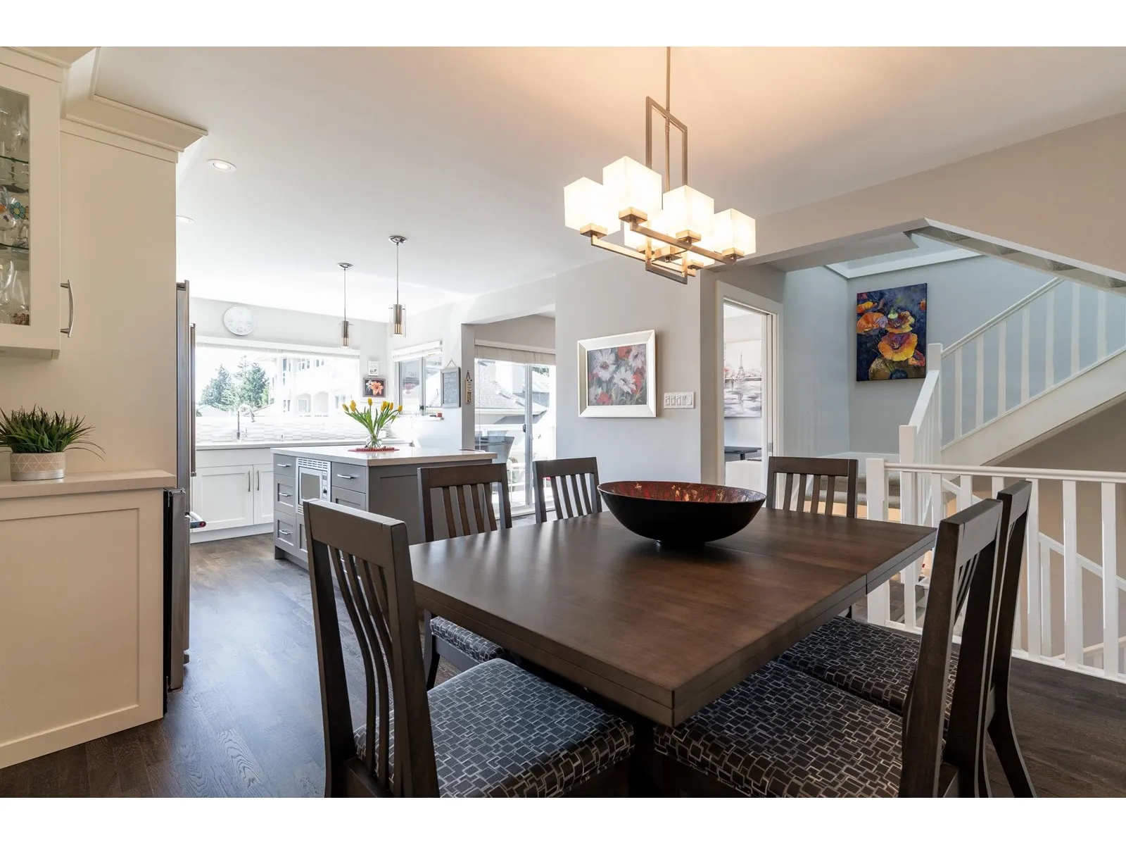 10 1781 130 STREET