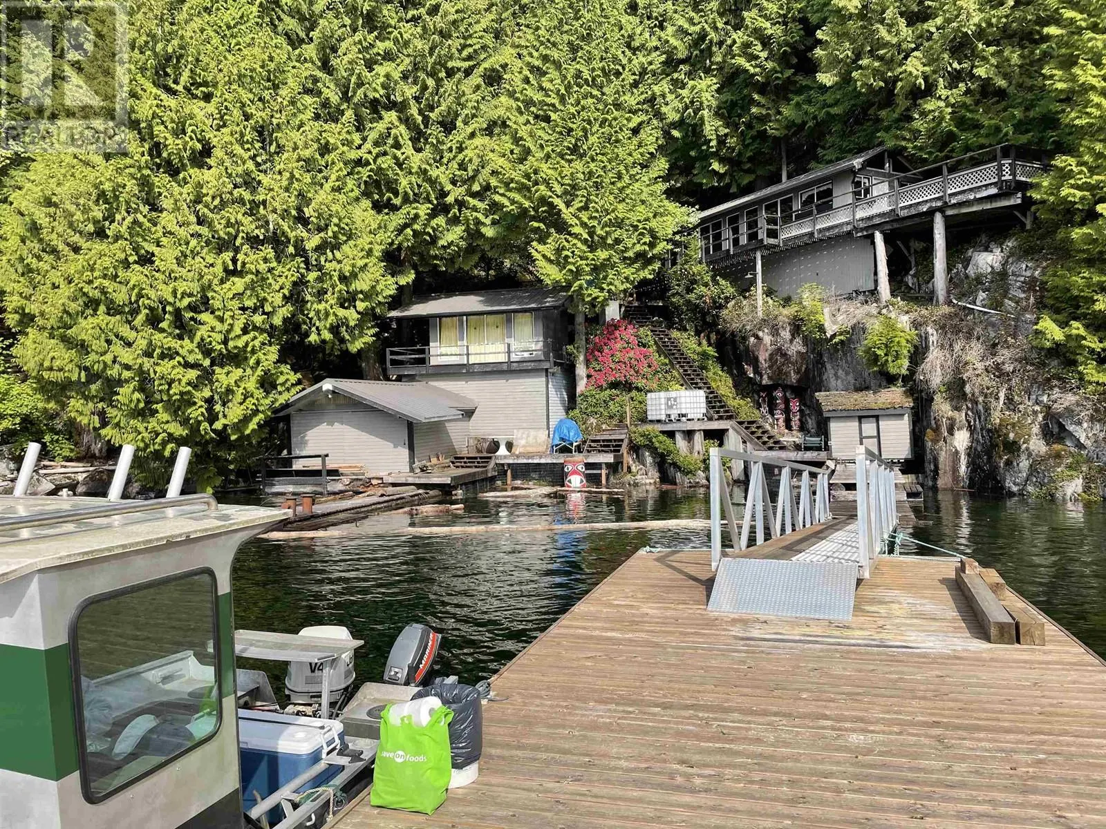 1 SEAL BAY