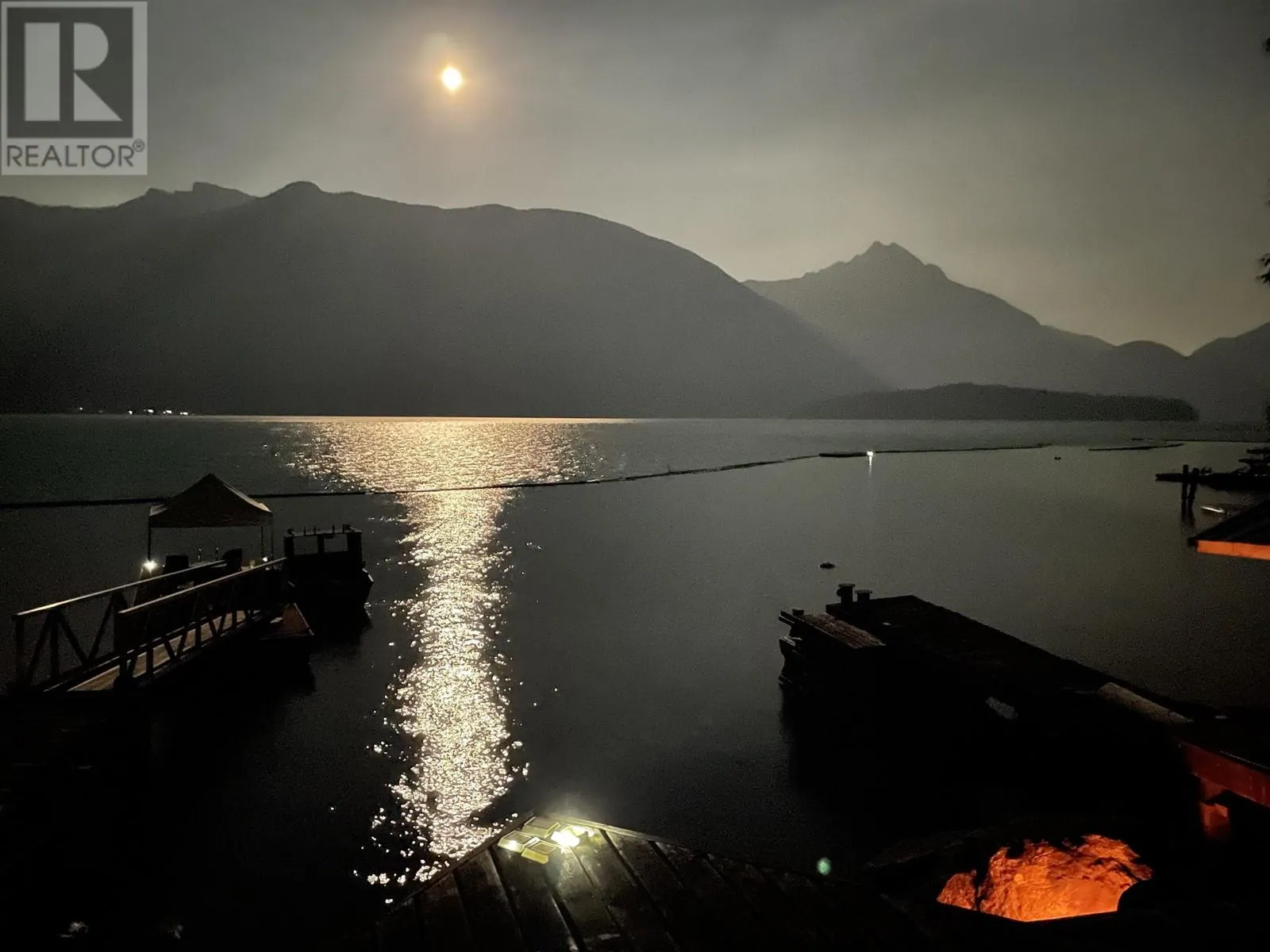 1 SEAL BAY