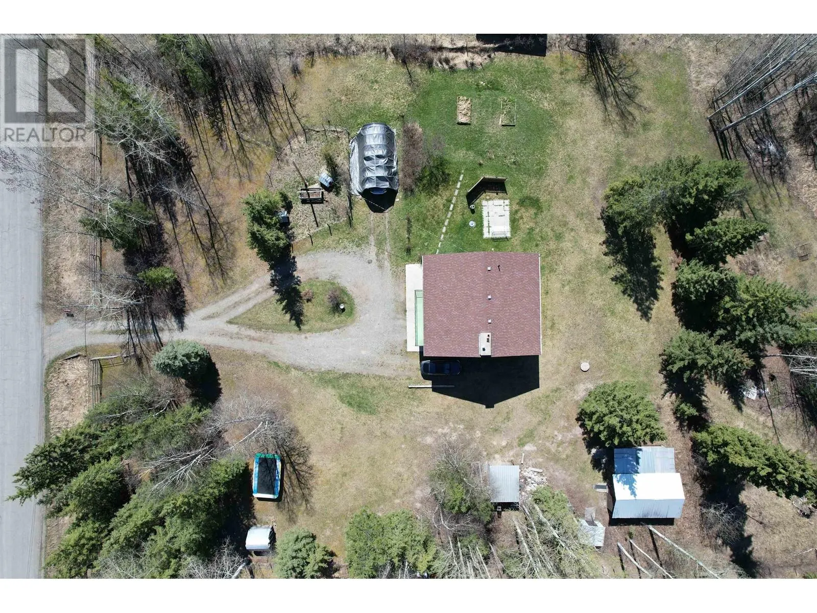 911 HESKETH ROAD