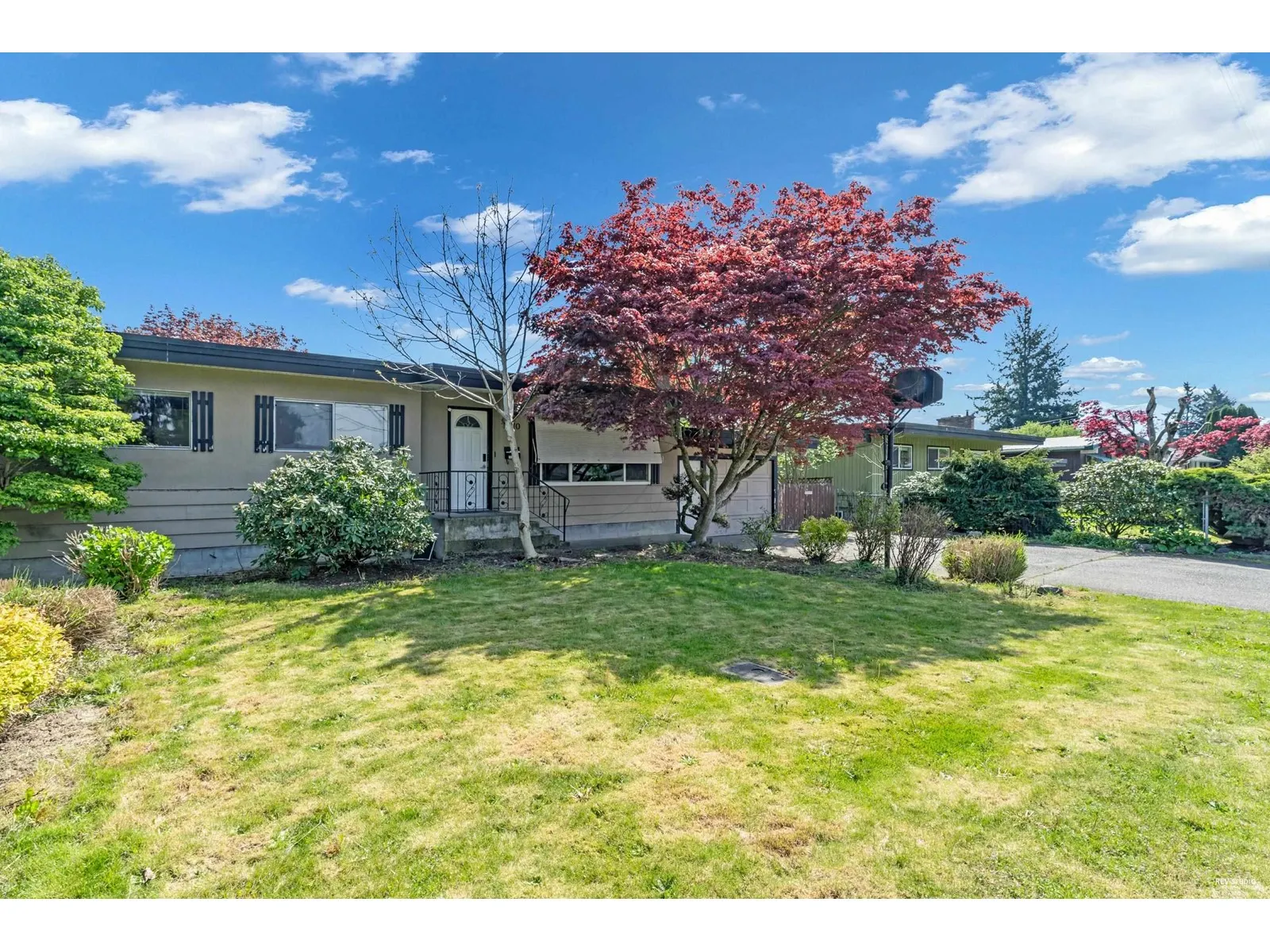 9710 CARLETON STREET|Chilliwack Proper East