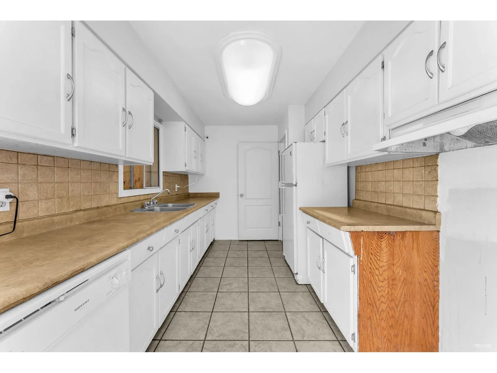 9710 CARLETON STREET|Chilliwack Proper East