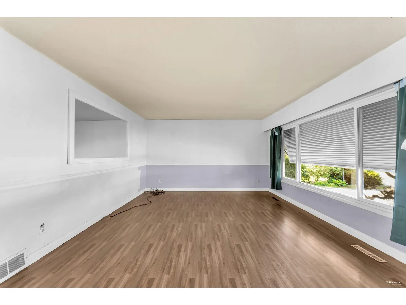 9710 CARLETON STREET|Chilliwack Proper East