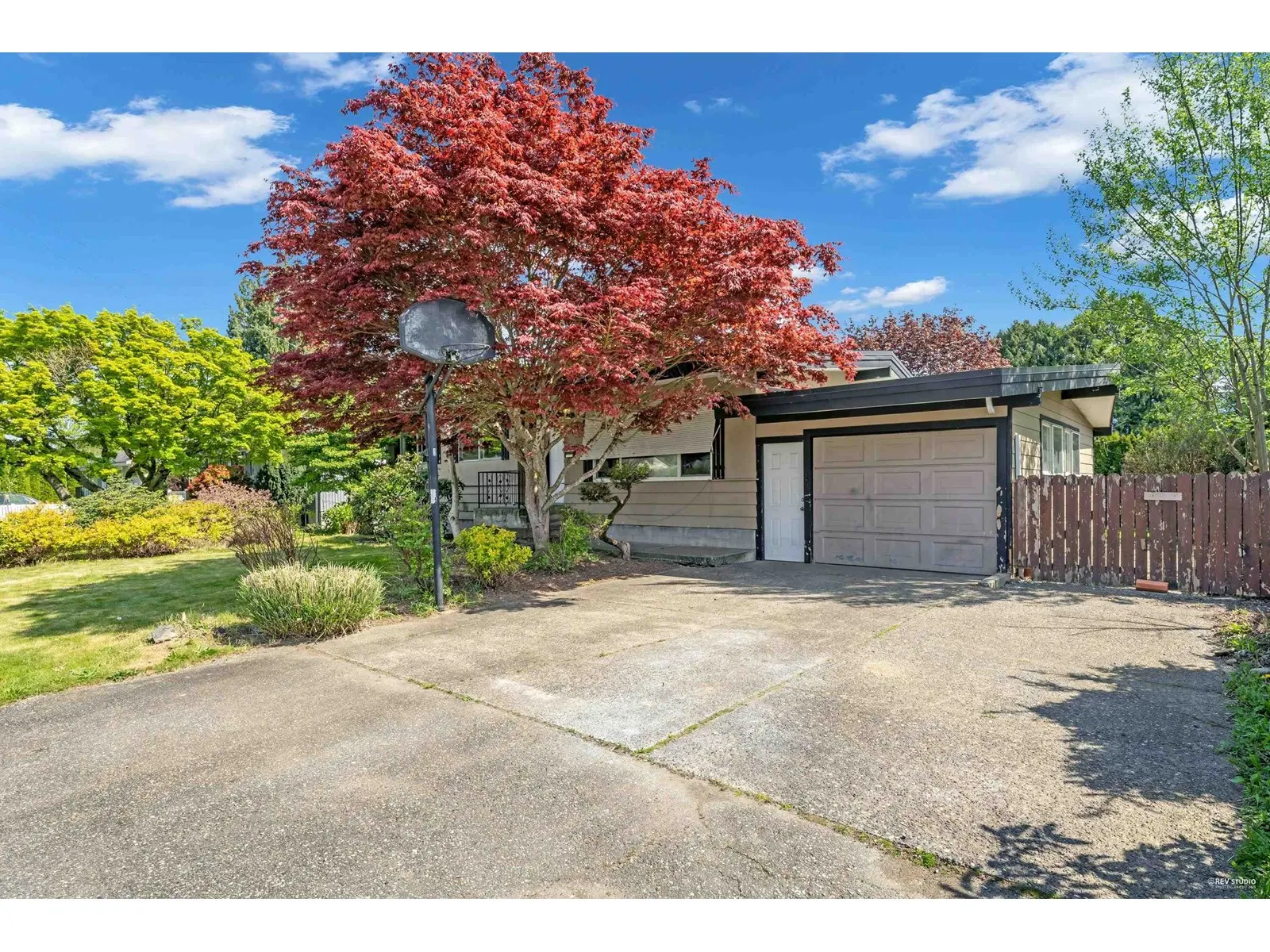 9710 CARLETON STREET|Chilliwack Proper East
