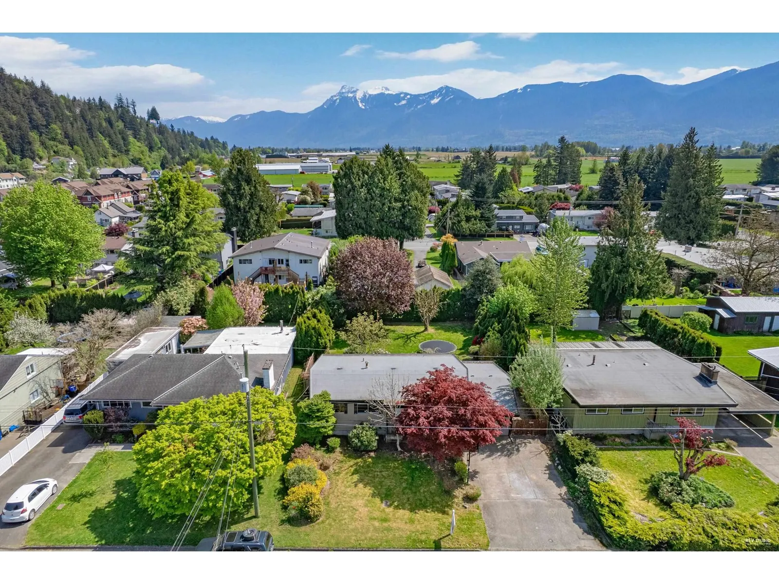 9710 CARLETON STREET|Chilliwack Proper East