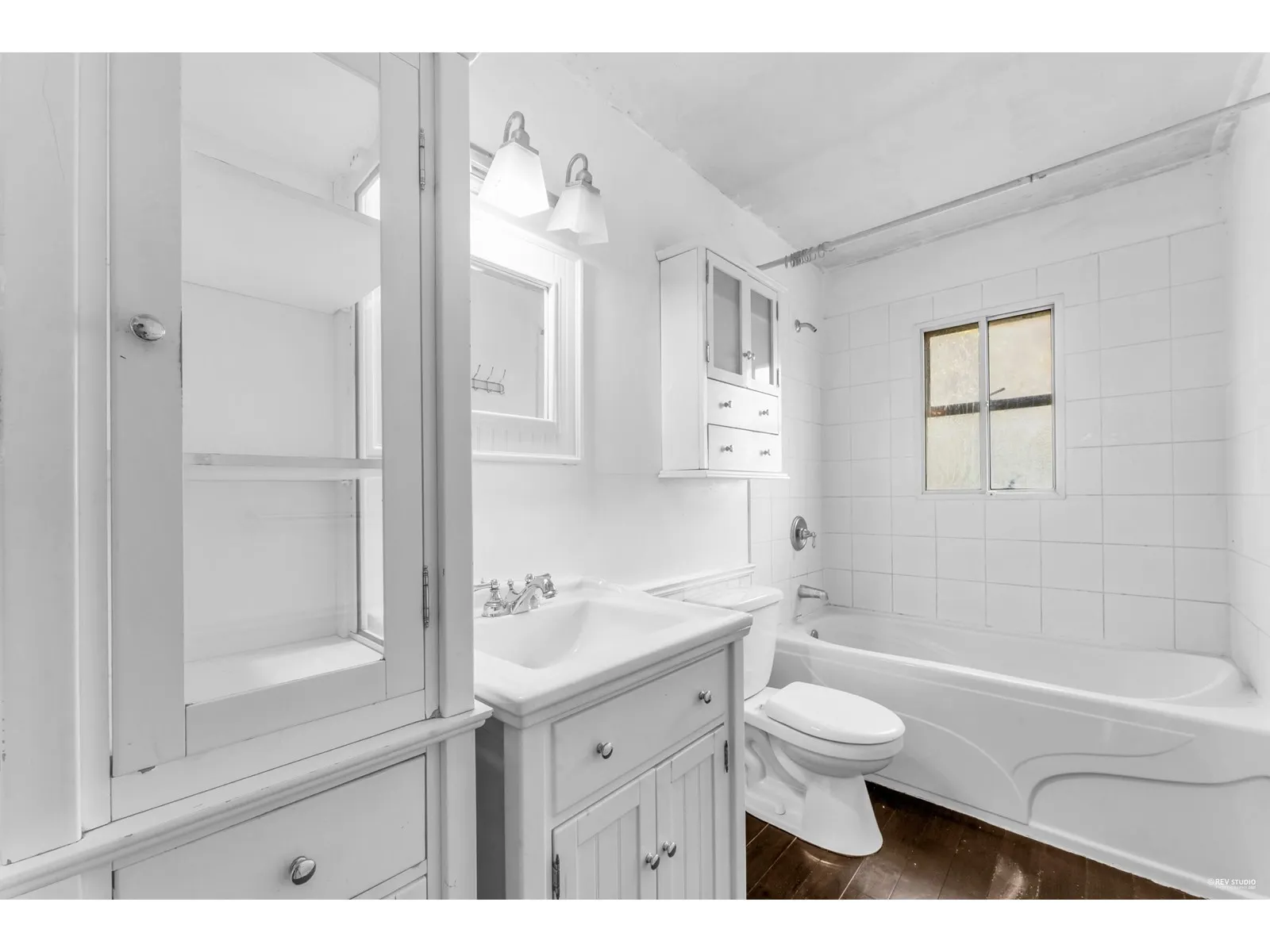 9710 CARLETON STREET|Chilliwack Proper East
