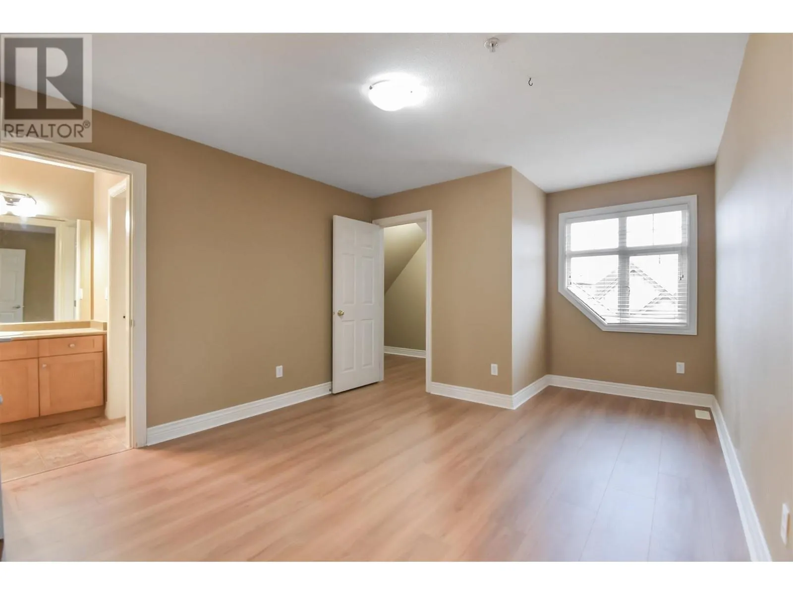 19243 FIELDSTONE WALK