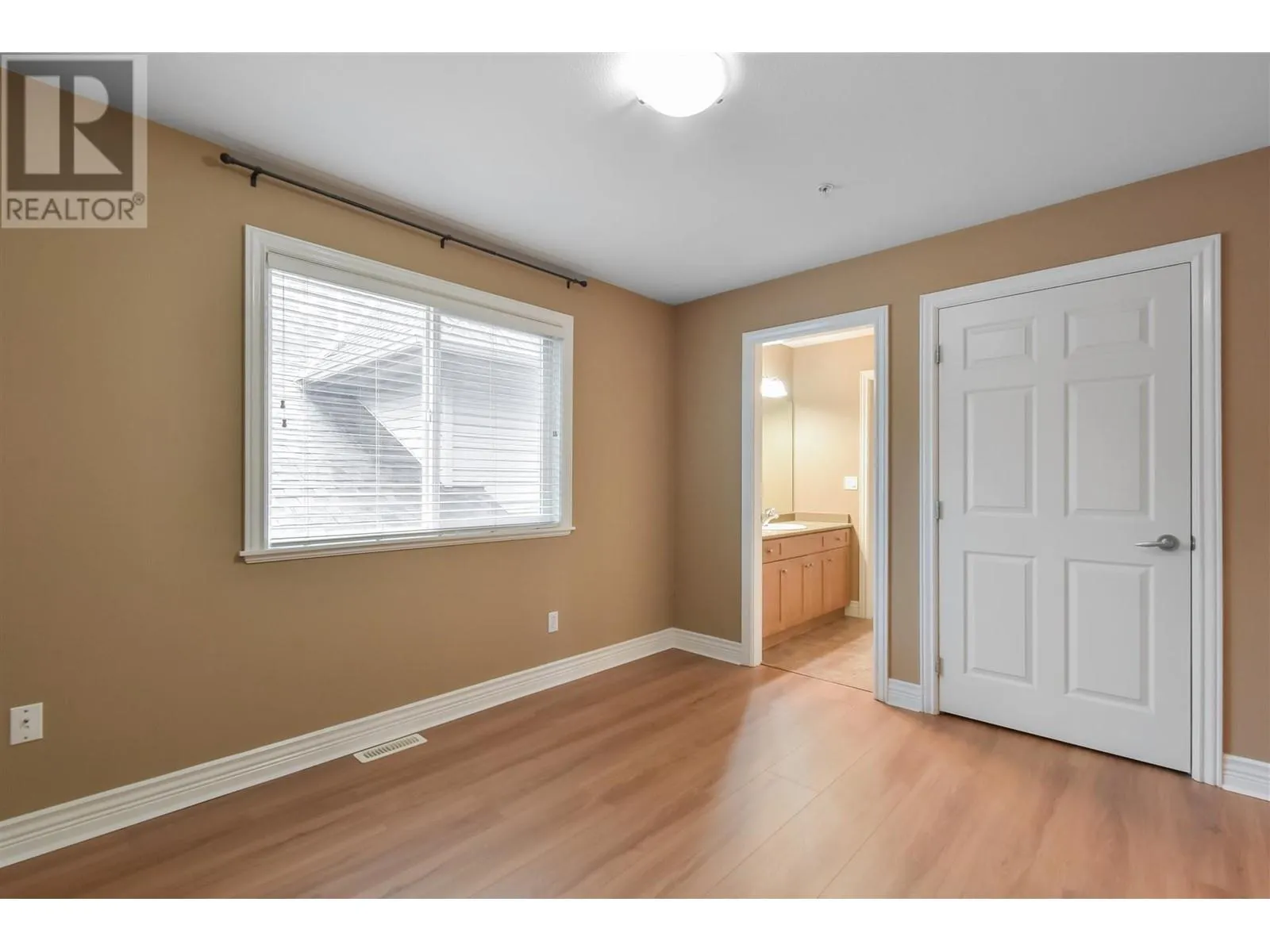 19243 FIELDSTONE WALK