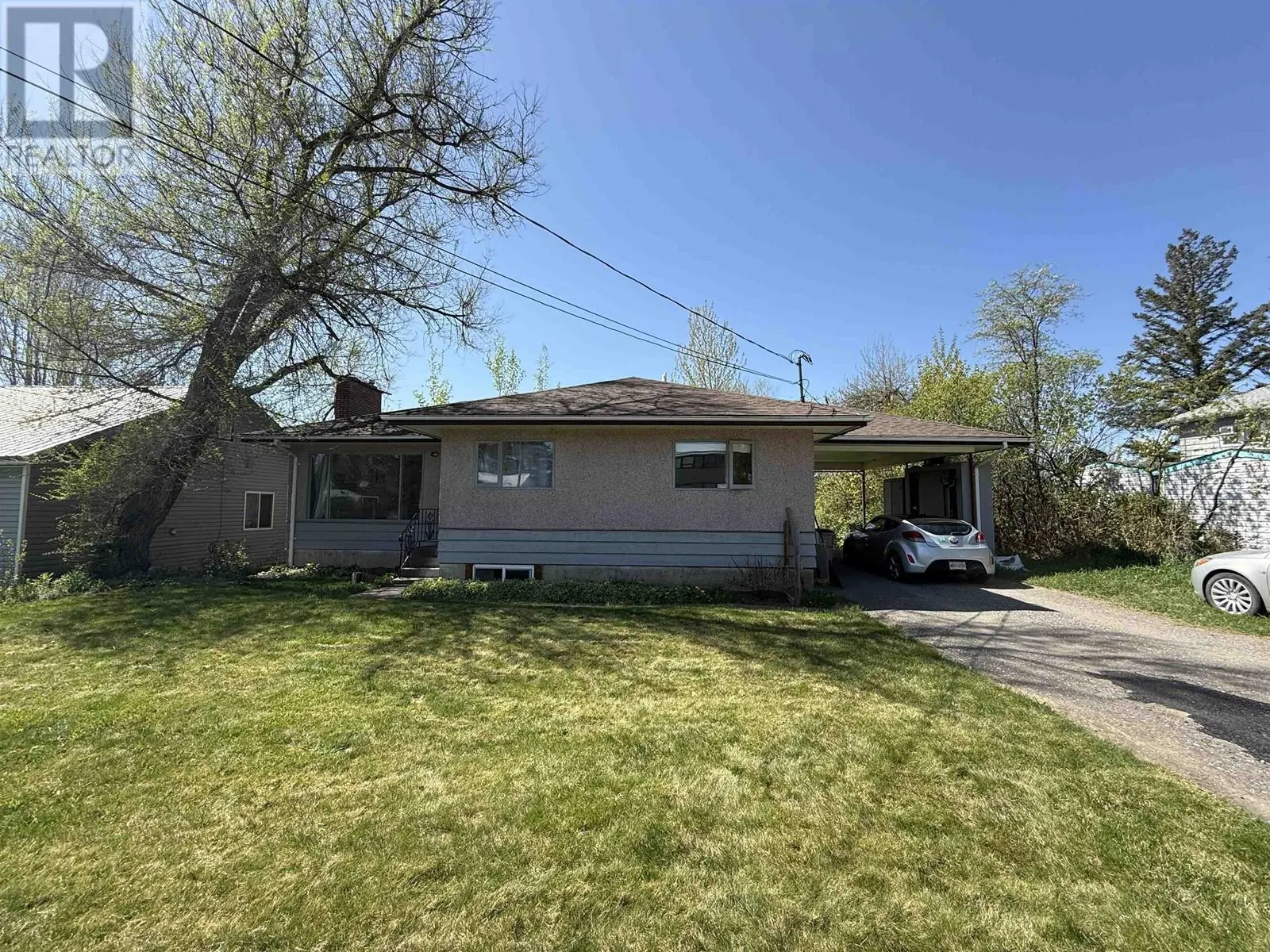 677 MCLEAN STREET