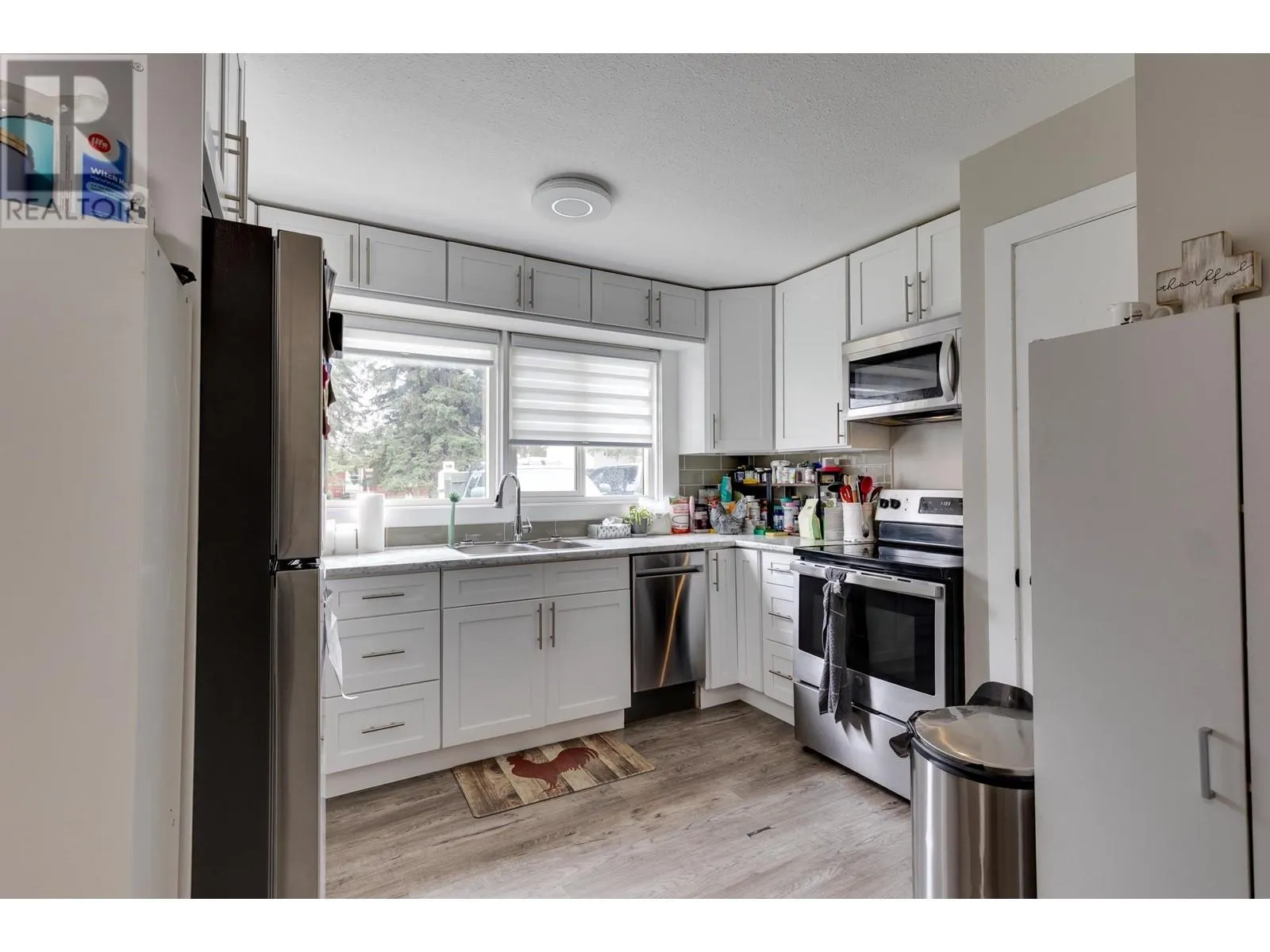 3556 WILLOWDALE DRIVE