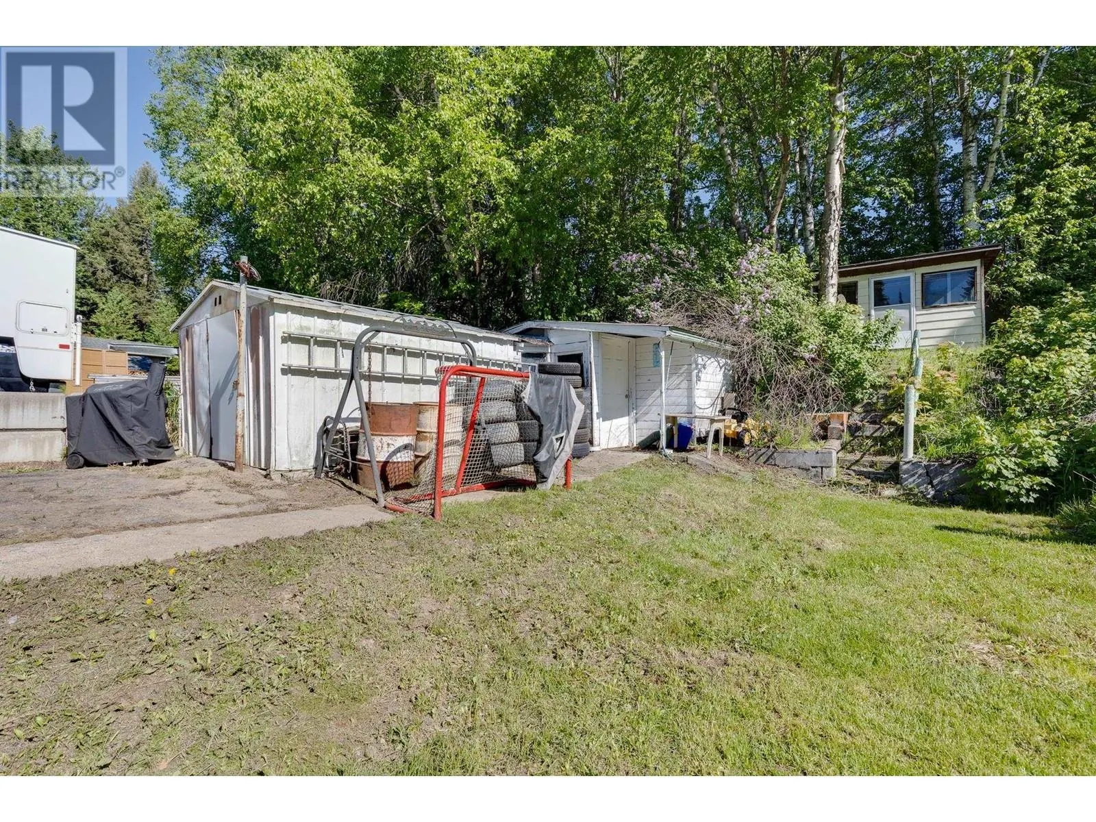 3556 WILLOWDALE DRIVE