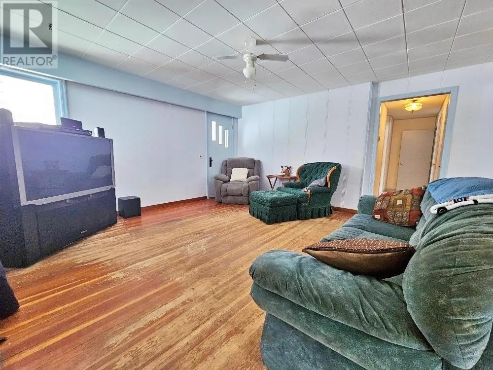 1108 RIVER PARK ROAD