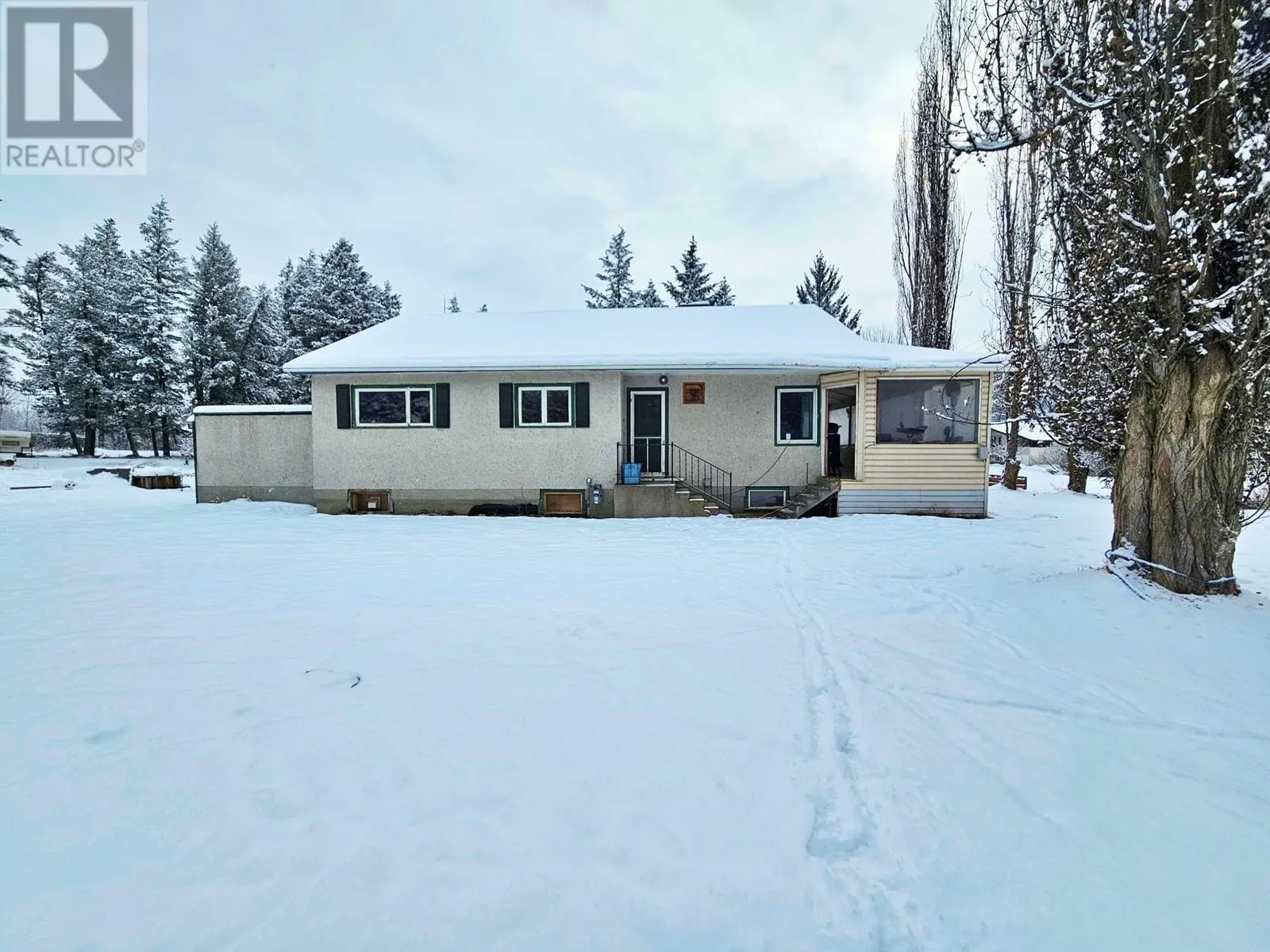 1108 RIVER PARK ROAD