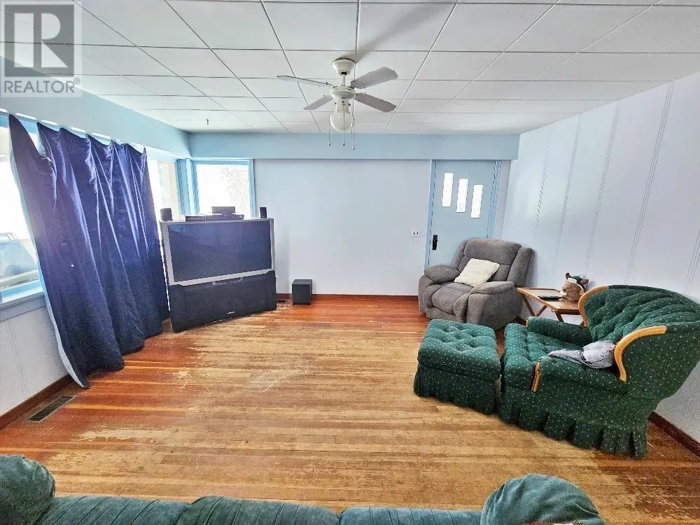 1108 RIVER PARK ROAD