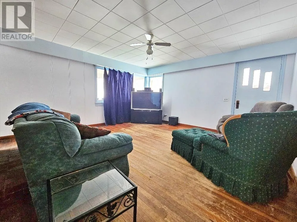 1108 RIVER PARK ROAD