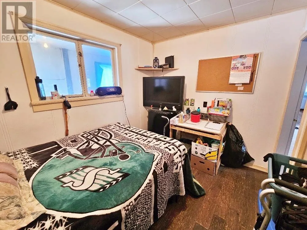 1108 RIVER PARK ROAD