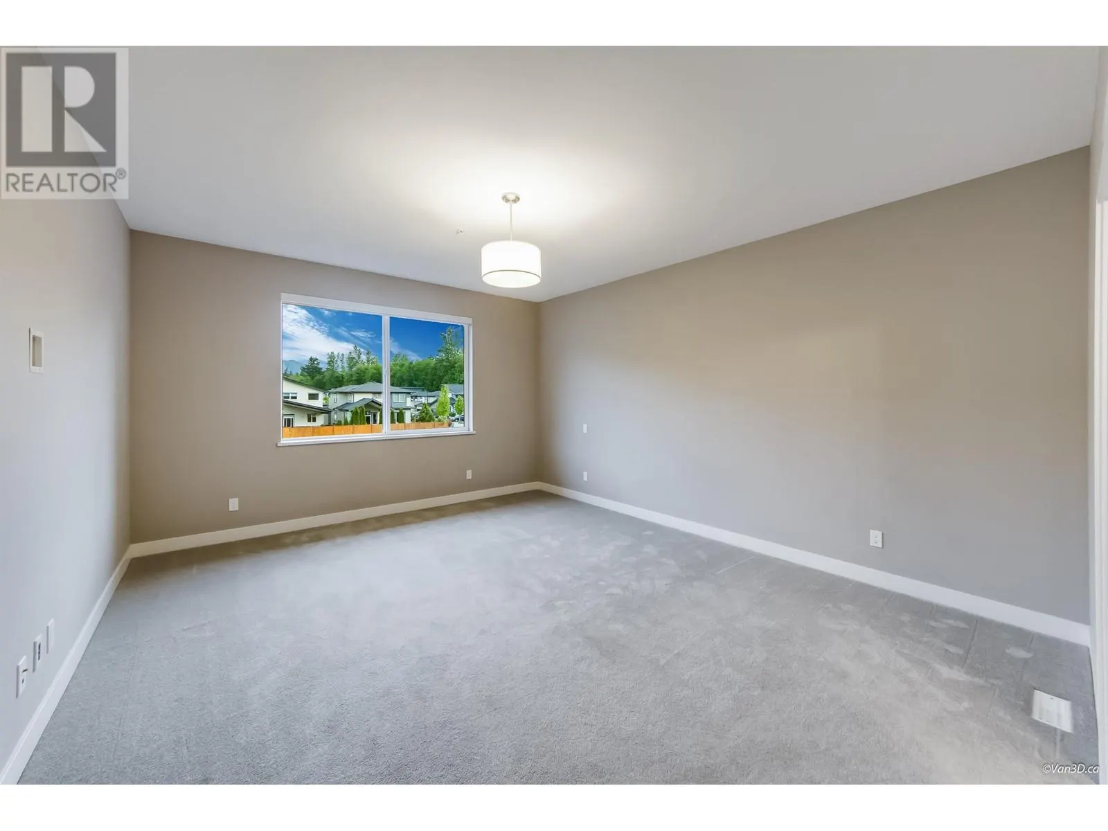 39340 FALCON CRESCENT