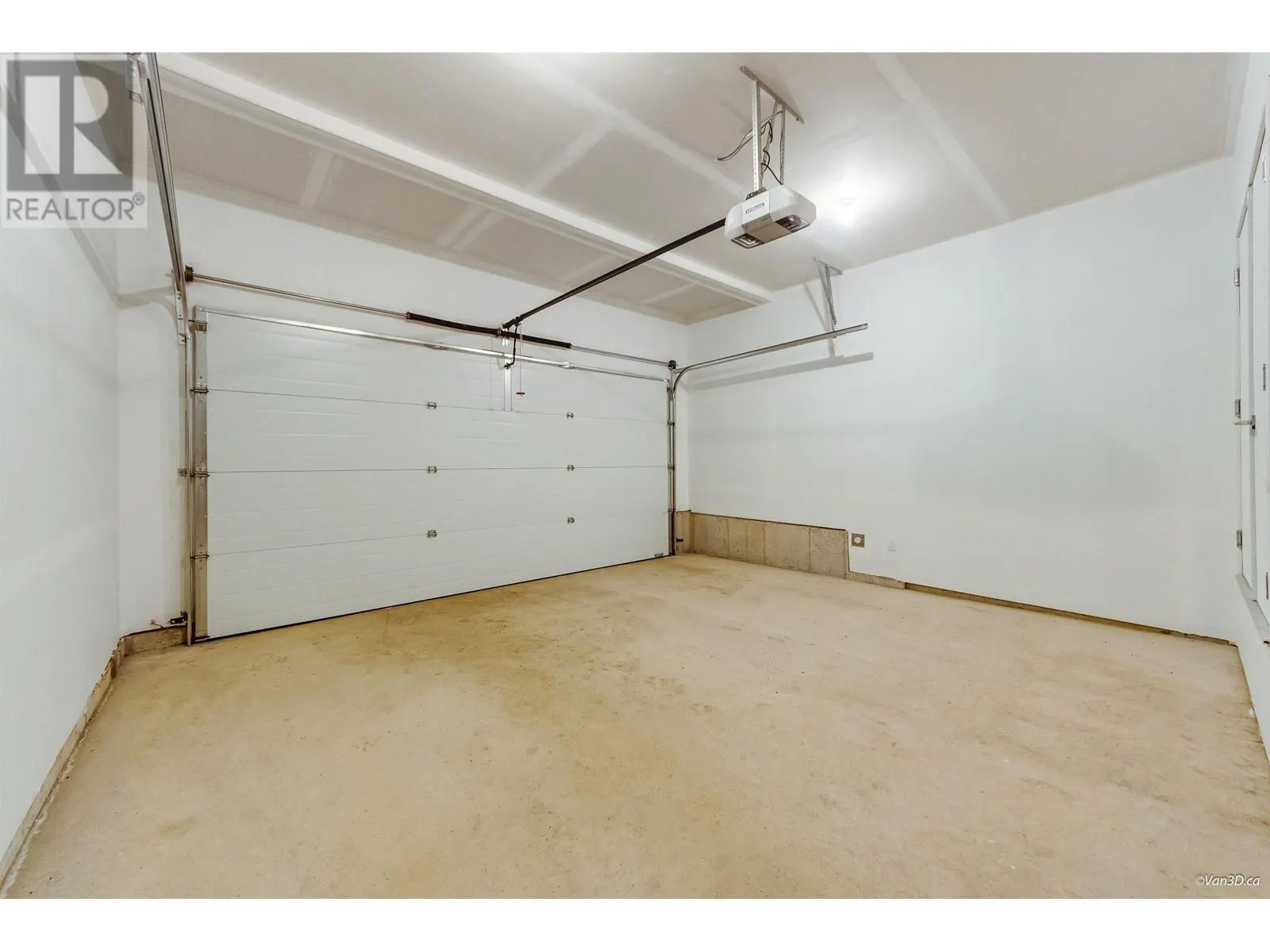 39340 FALCON CRESCENT