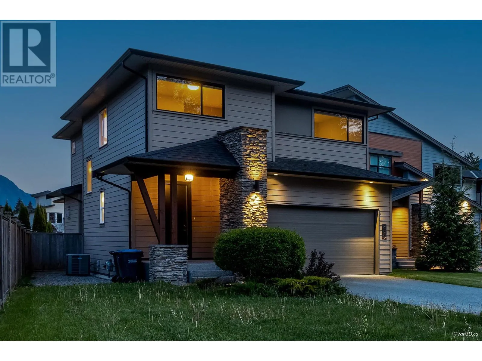 39340 FALCON CRESCENT