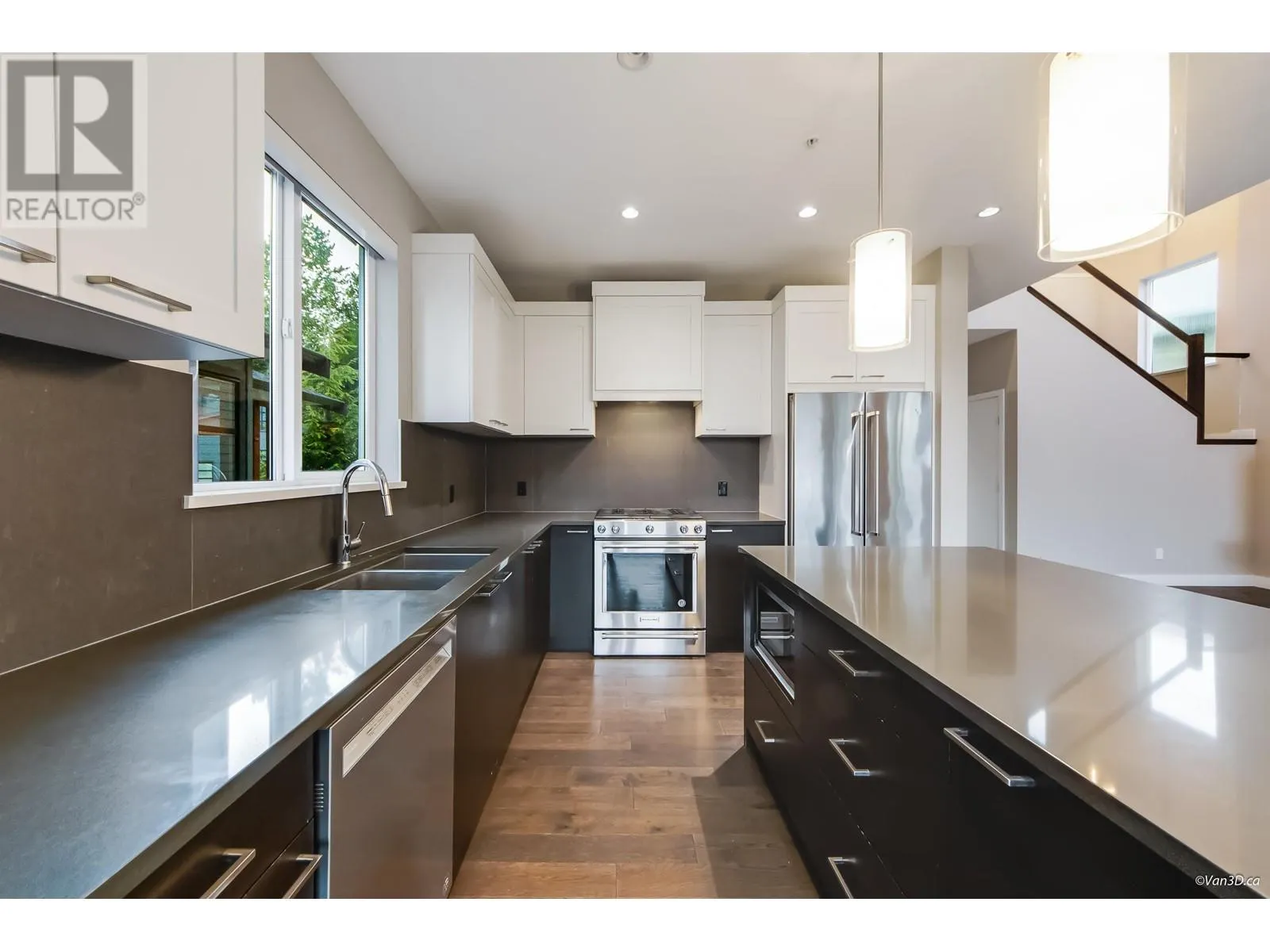 39340 FALCON CRESCENT