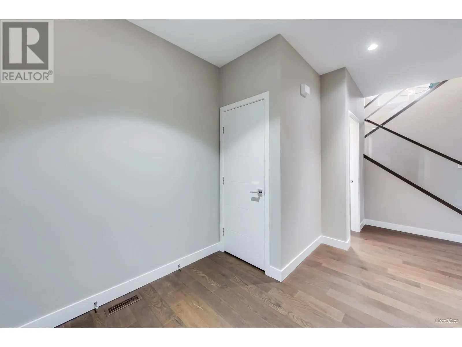 39340 FALCON CRESCENT