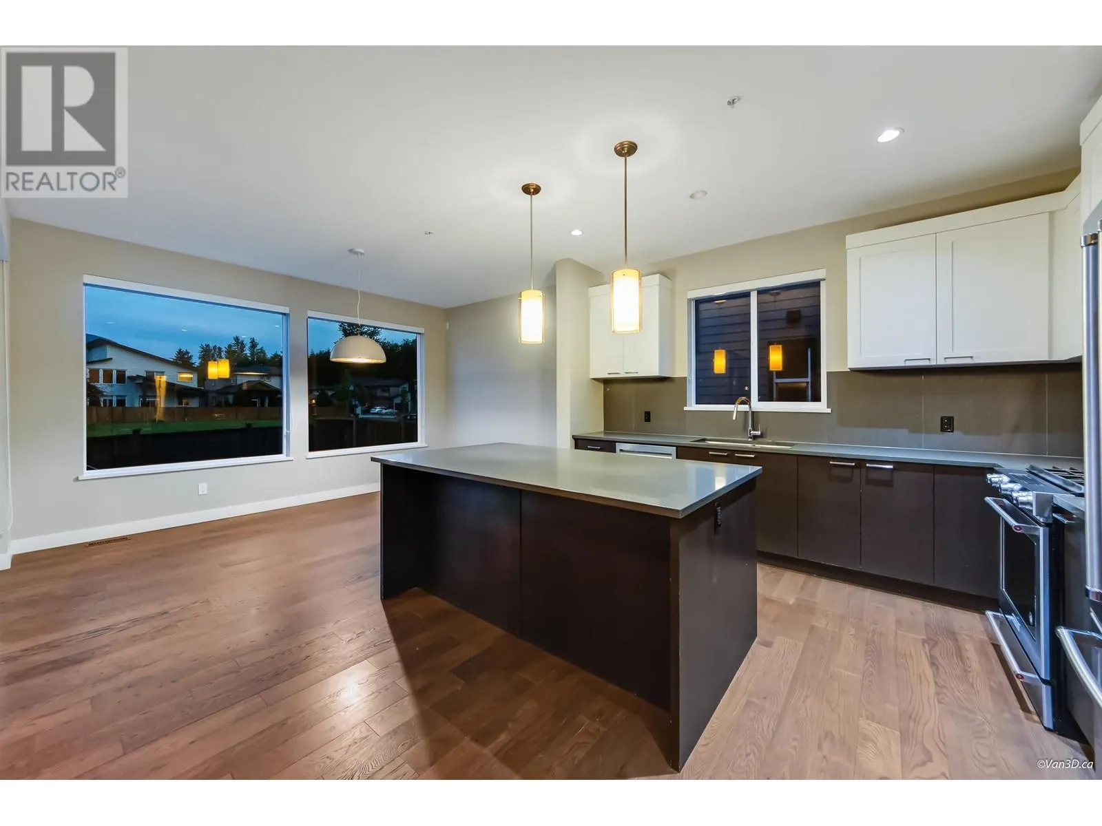 39340 FALCON CRESCENT