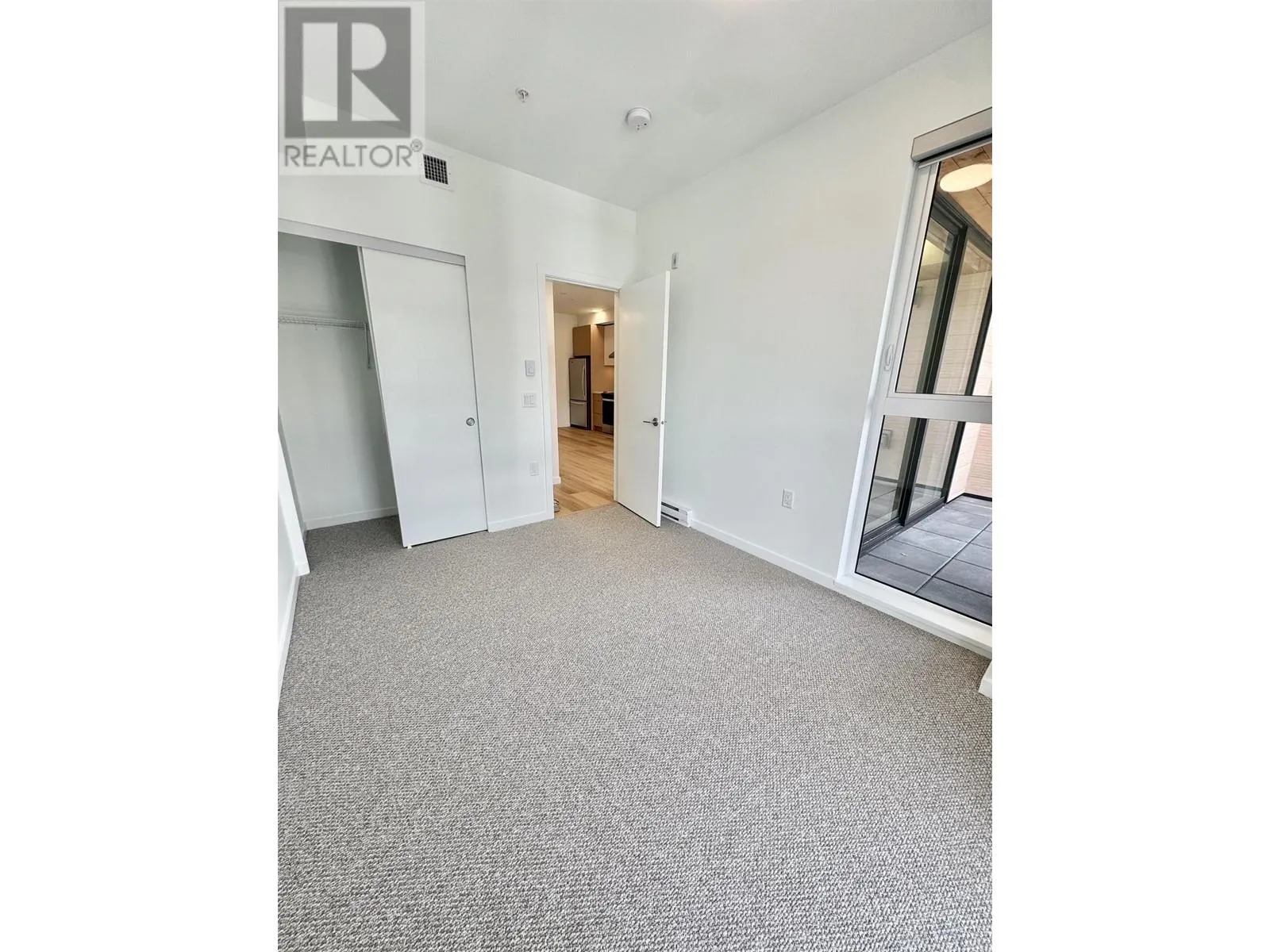403 37994 SECOND AVENUE