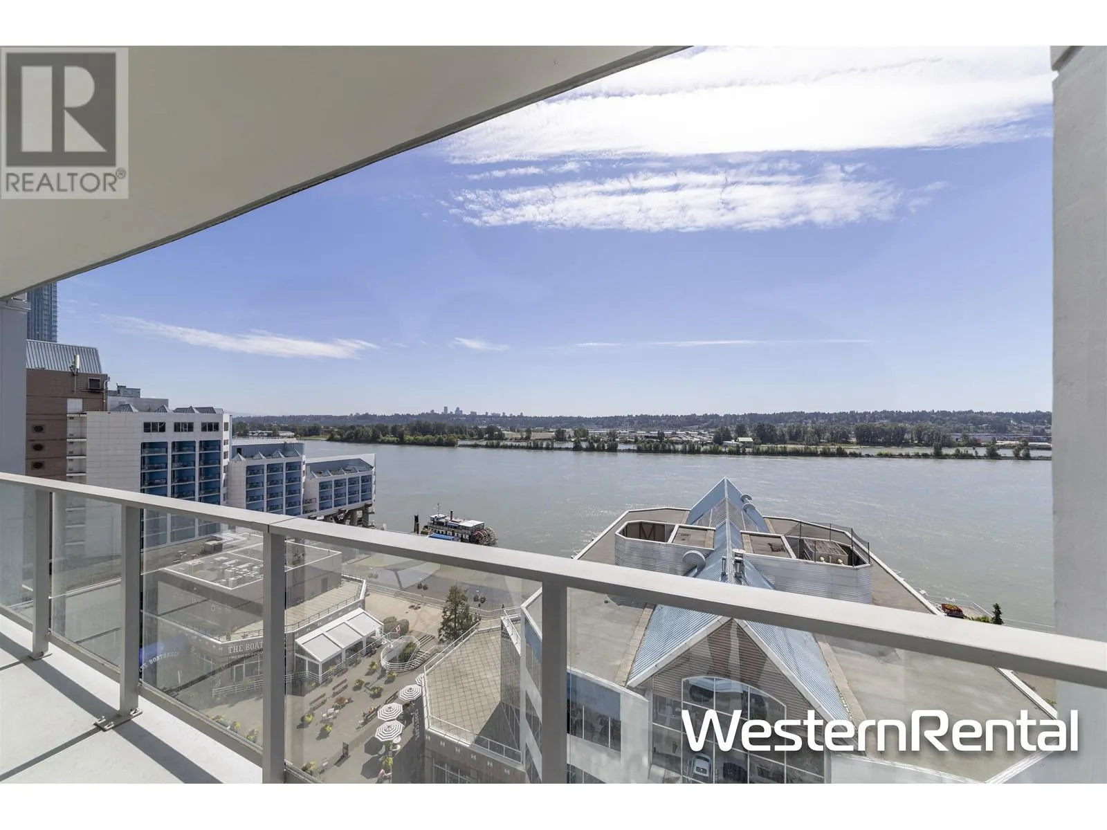 11F 988 QUAYSIDE DRIVE