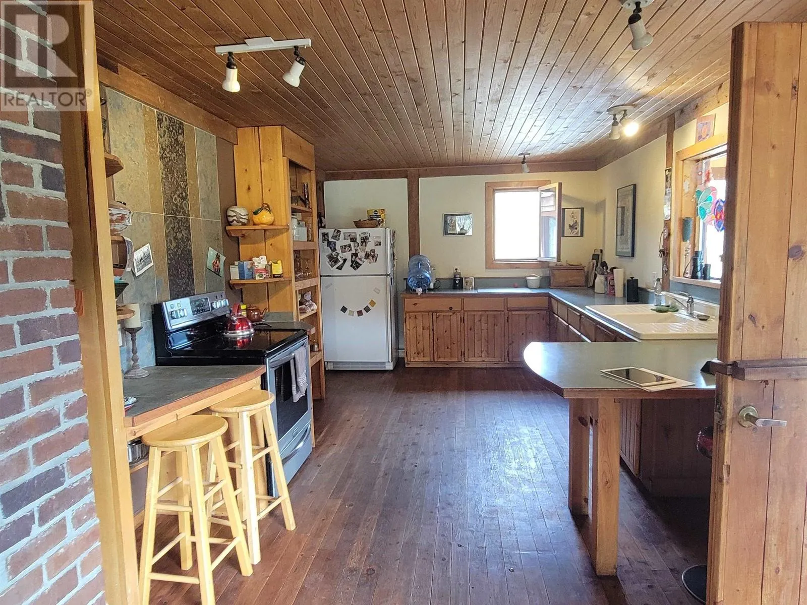 111 HARDING ROAD