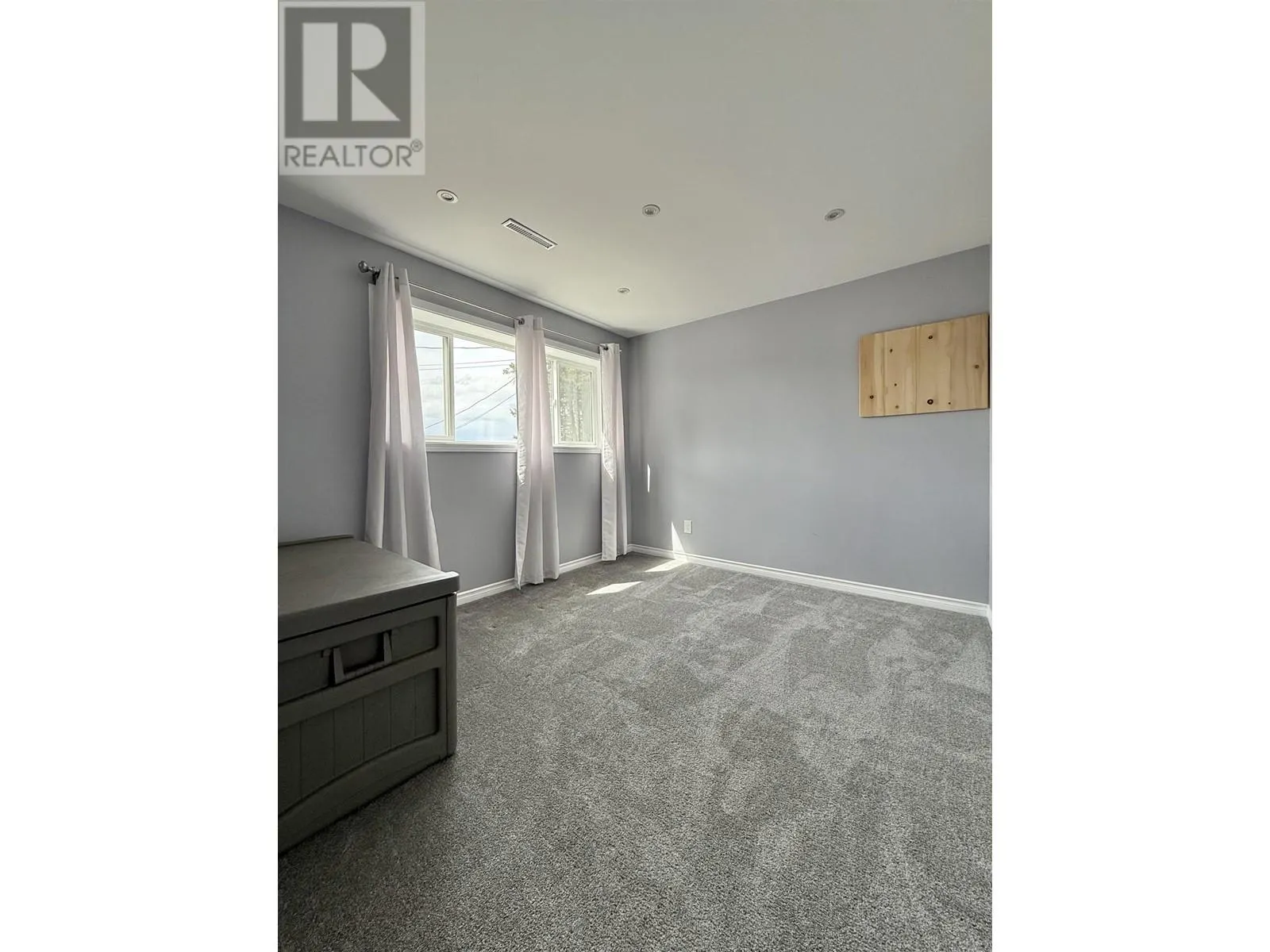 1011 TOOP ROAD