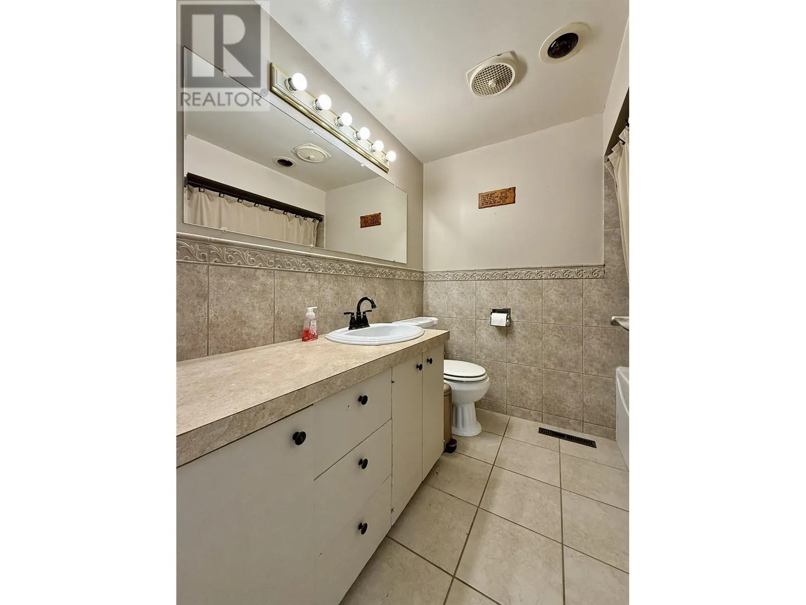 1011 TOOP ROAD
