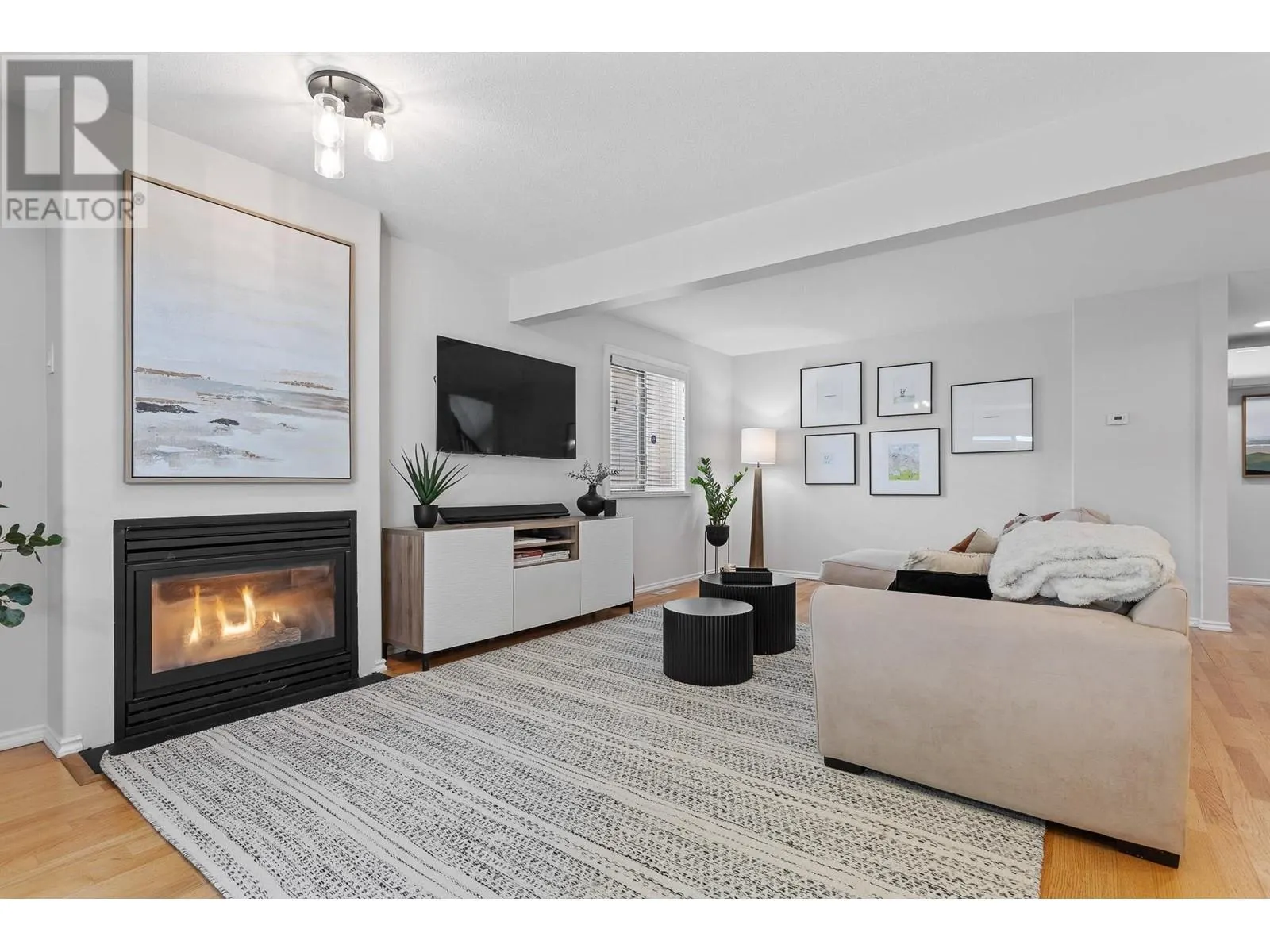 1653 PLATEAU CRESCENT