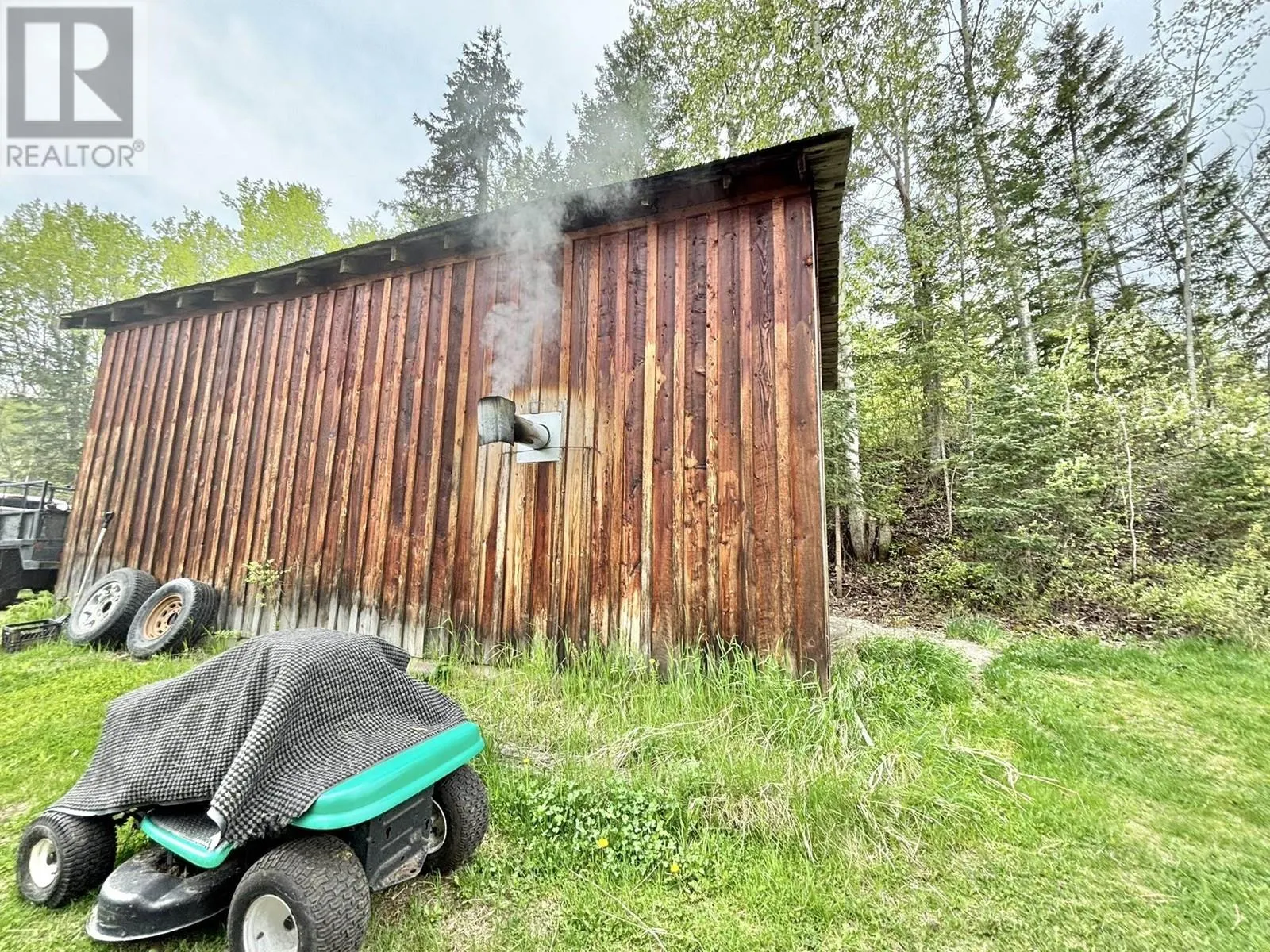 584 LEWIS DRIVE