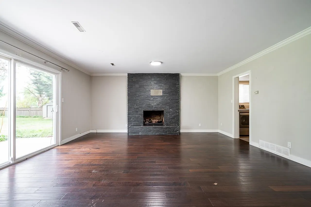 14388 GREENCREST DRIVE