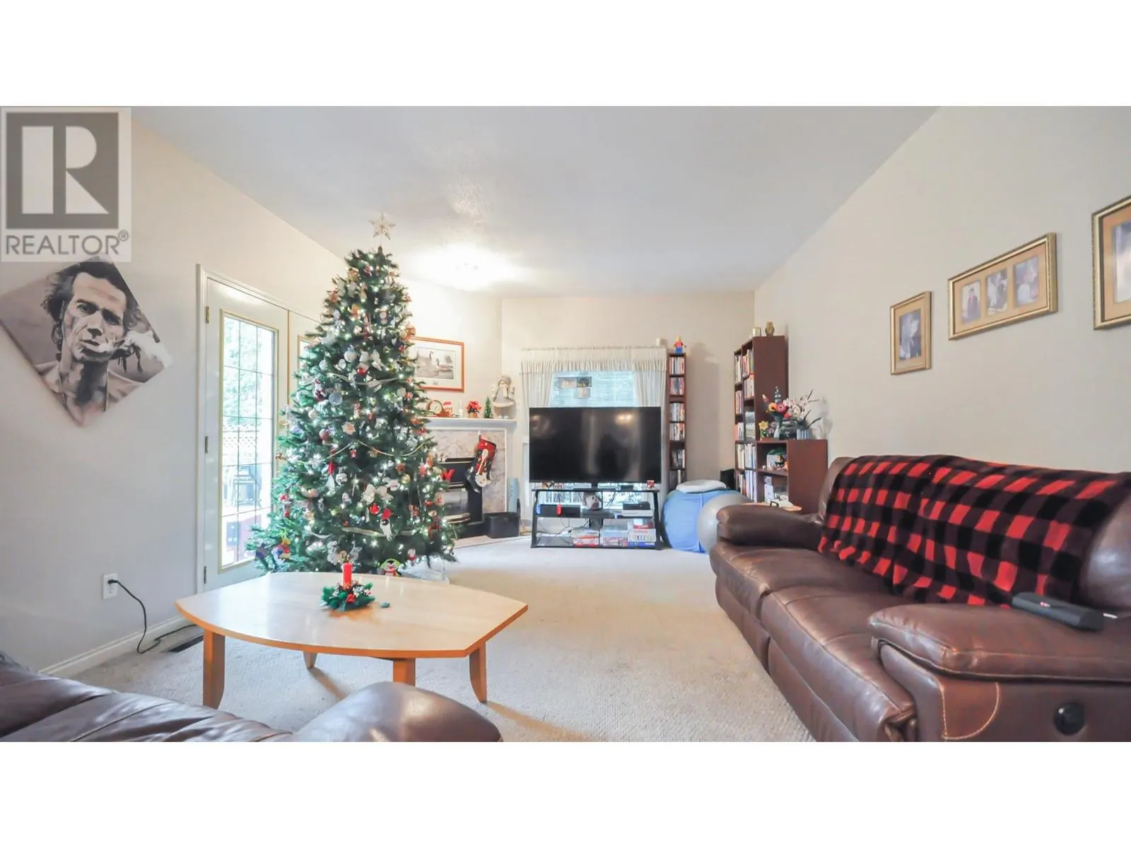 2215 SORRENTO DRIVE