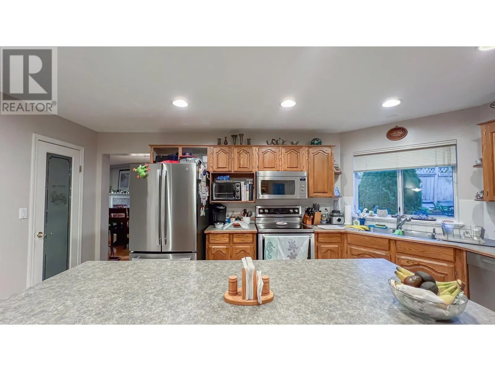 2215 SORRENTO DRIVE