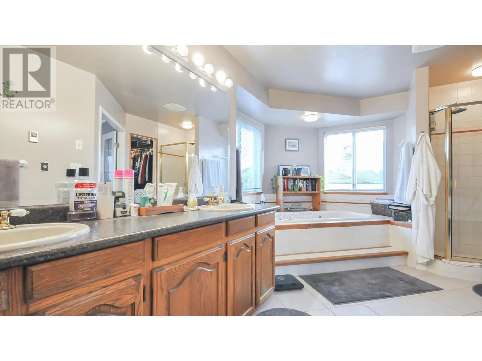 2215 SORRENTO DRIVE