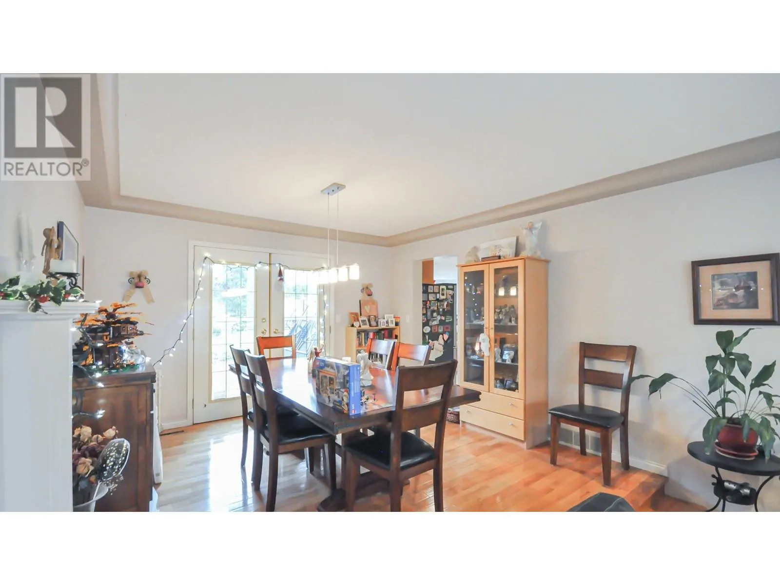 2215 SORRENTO DRIVE