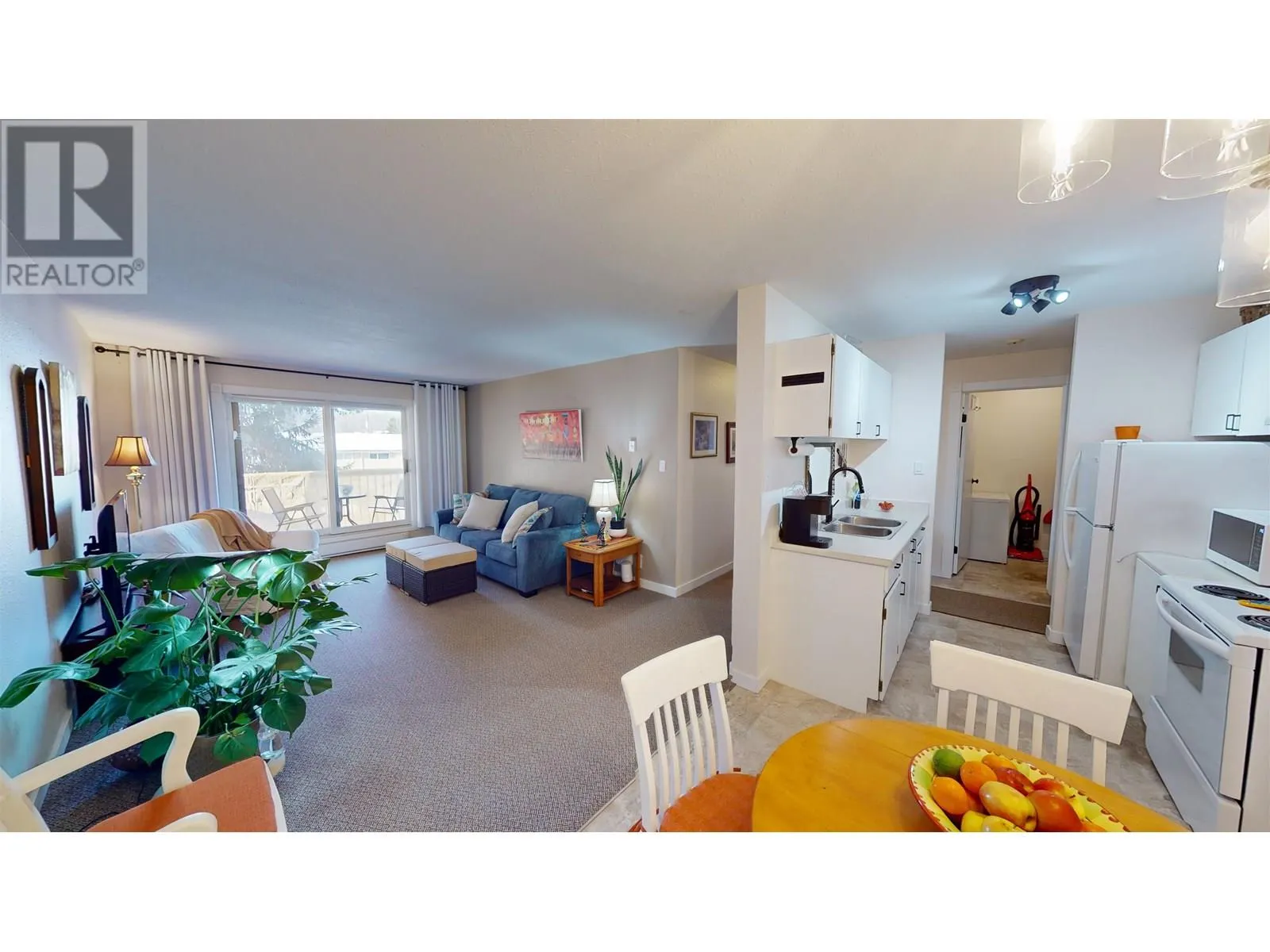 302 398 RODDIS DRIVE