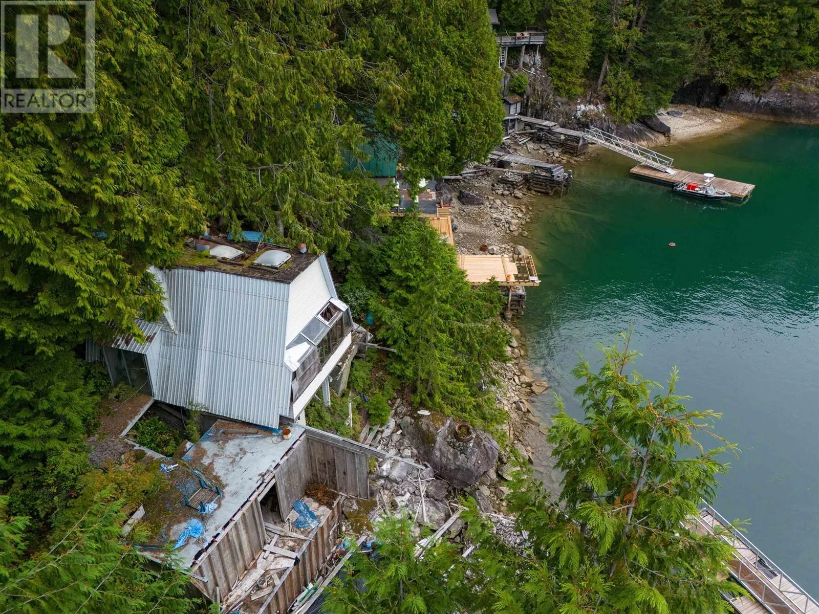 3 SEAL BAY