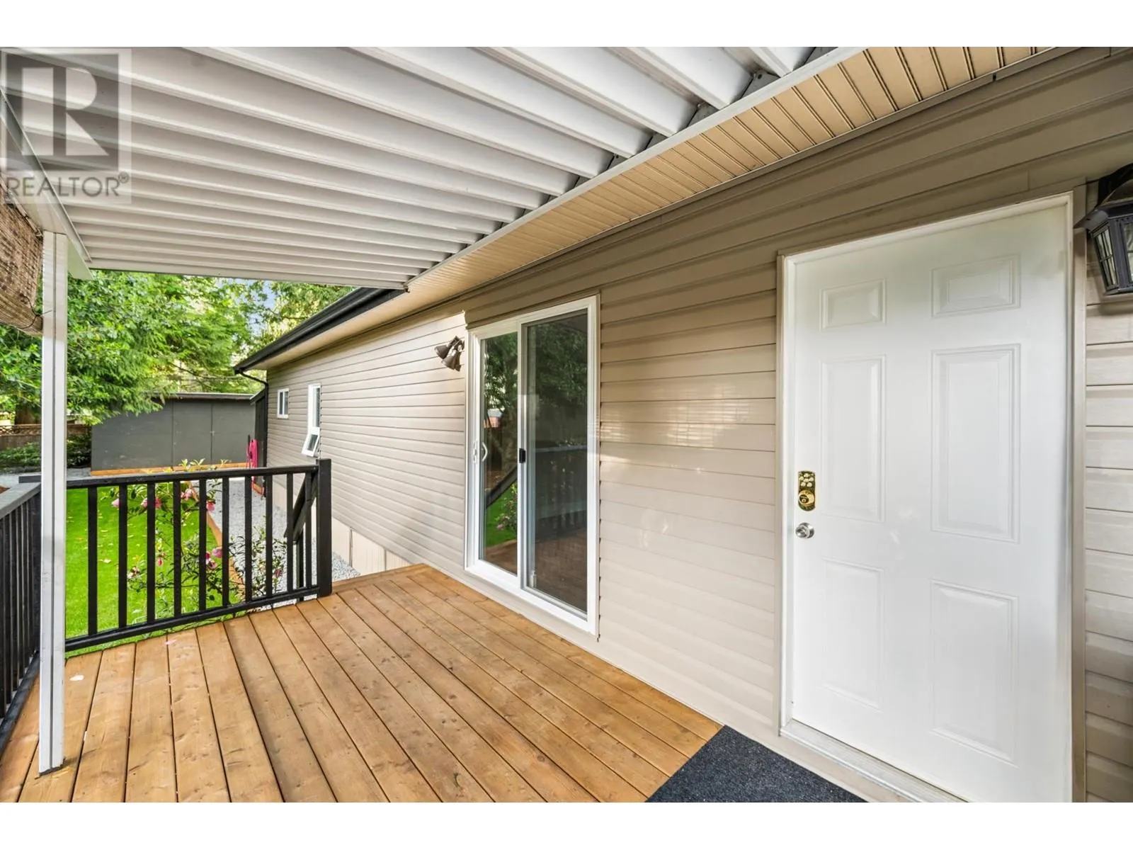 33 23325 CALVIN CRESCENT