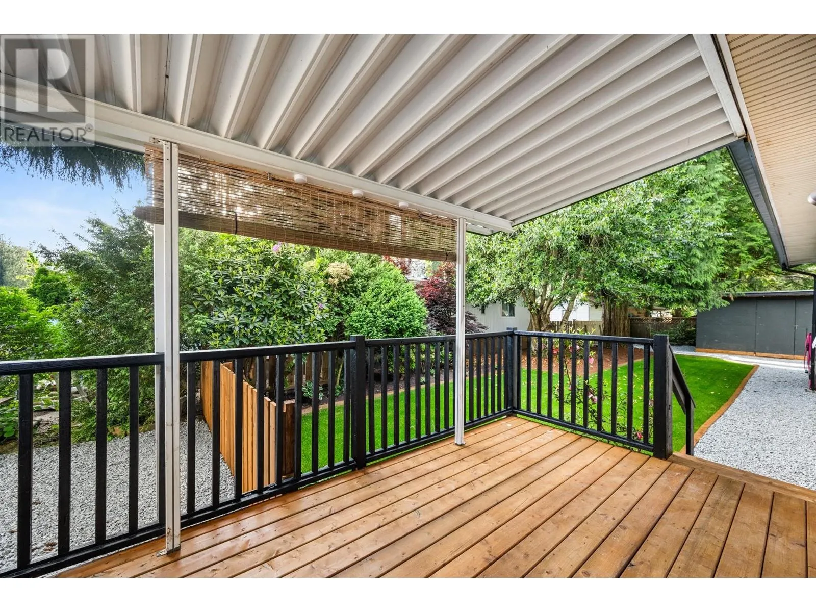 33 23325 CALVIN CRESCENT