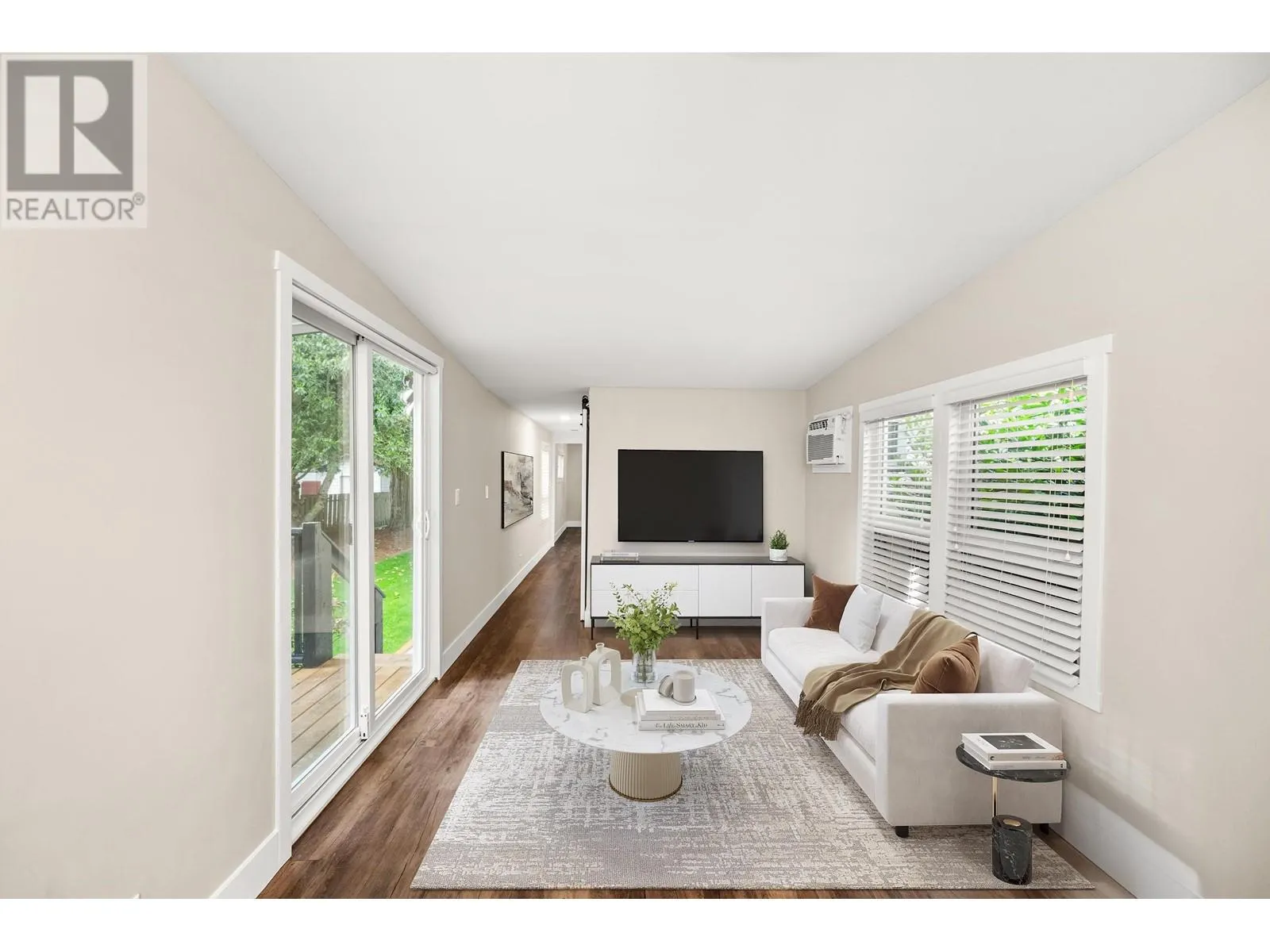 33 23325 CALVIN CRESCENT