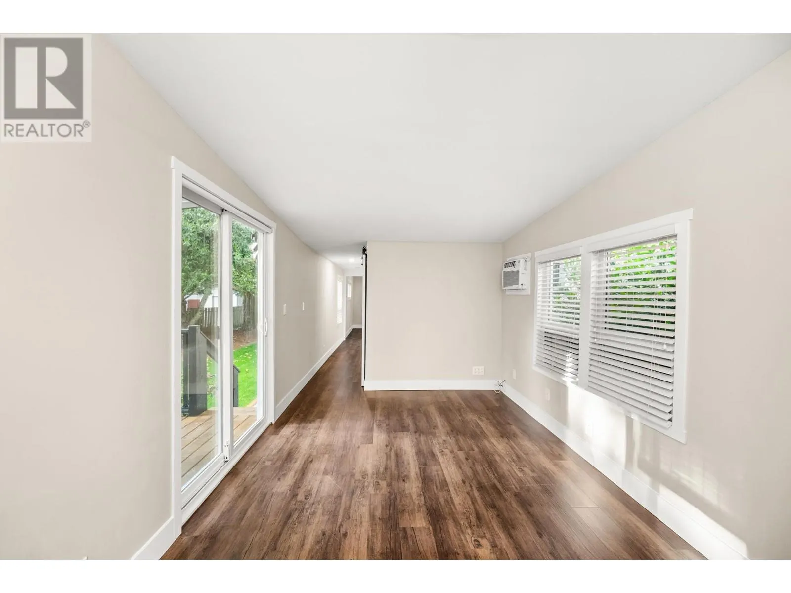 33 23325 CALVIN CRESCENT