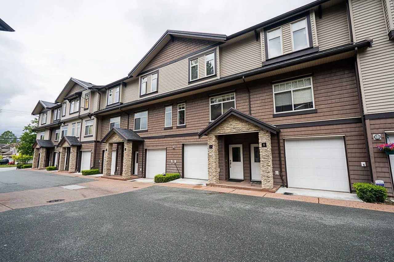 7 2950 LEFEUVRE ROAD