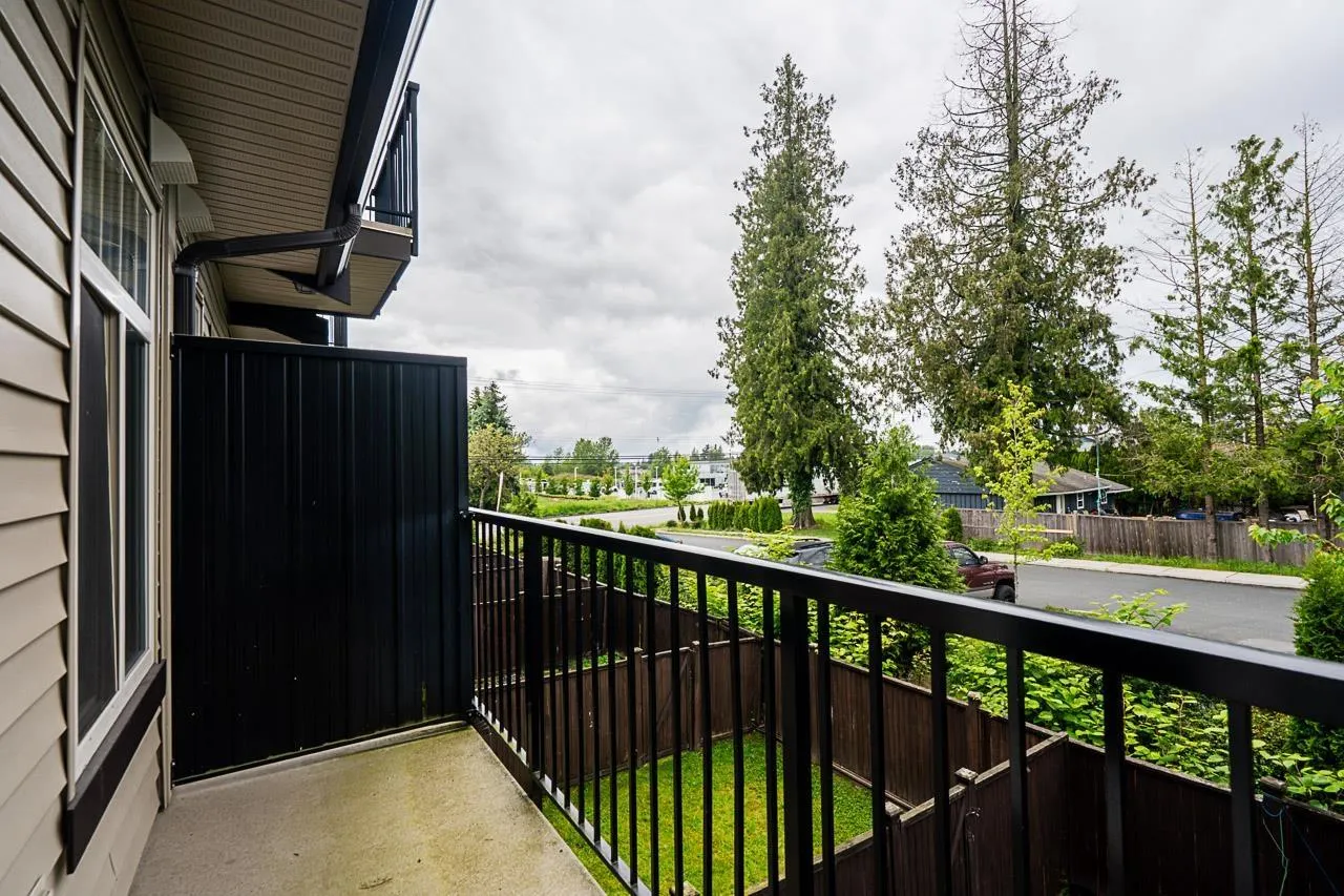 7 2950 LEFEUVRE ROAD
