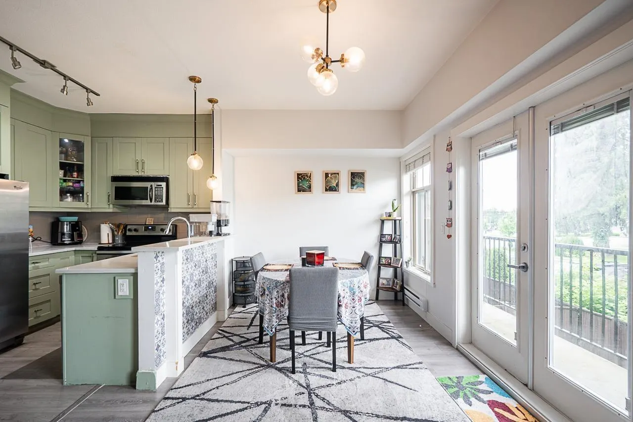 7 2950 LEFEUVRE ROAD