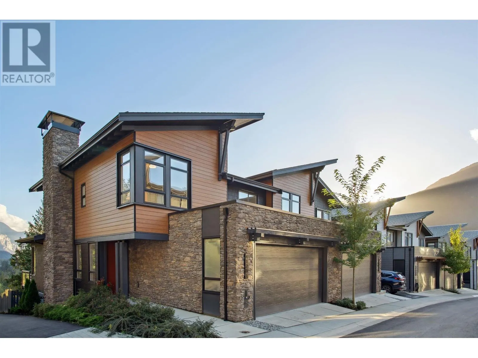 41201 HIGHLINE PLACE